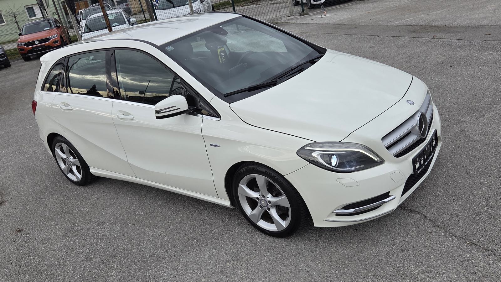 Mercedes-Benz 180 180CDI SPORT 206TKM XENON LED NAVI KAMERA NA IME KUP, fotografija 14