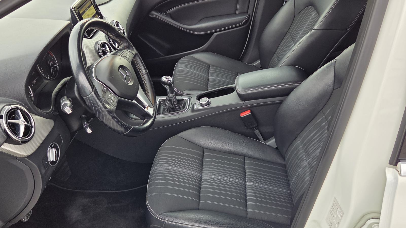 Mercedes-Benz 180 180CDI SPORT 206TKM XENON LED NAVI KAMERA NA IME KUP, fotografija 18