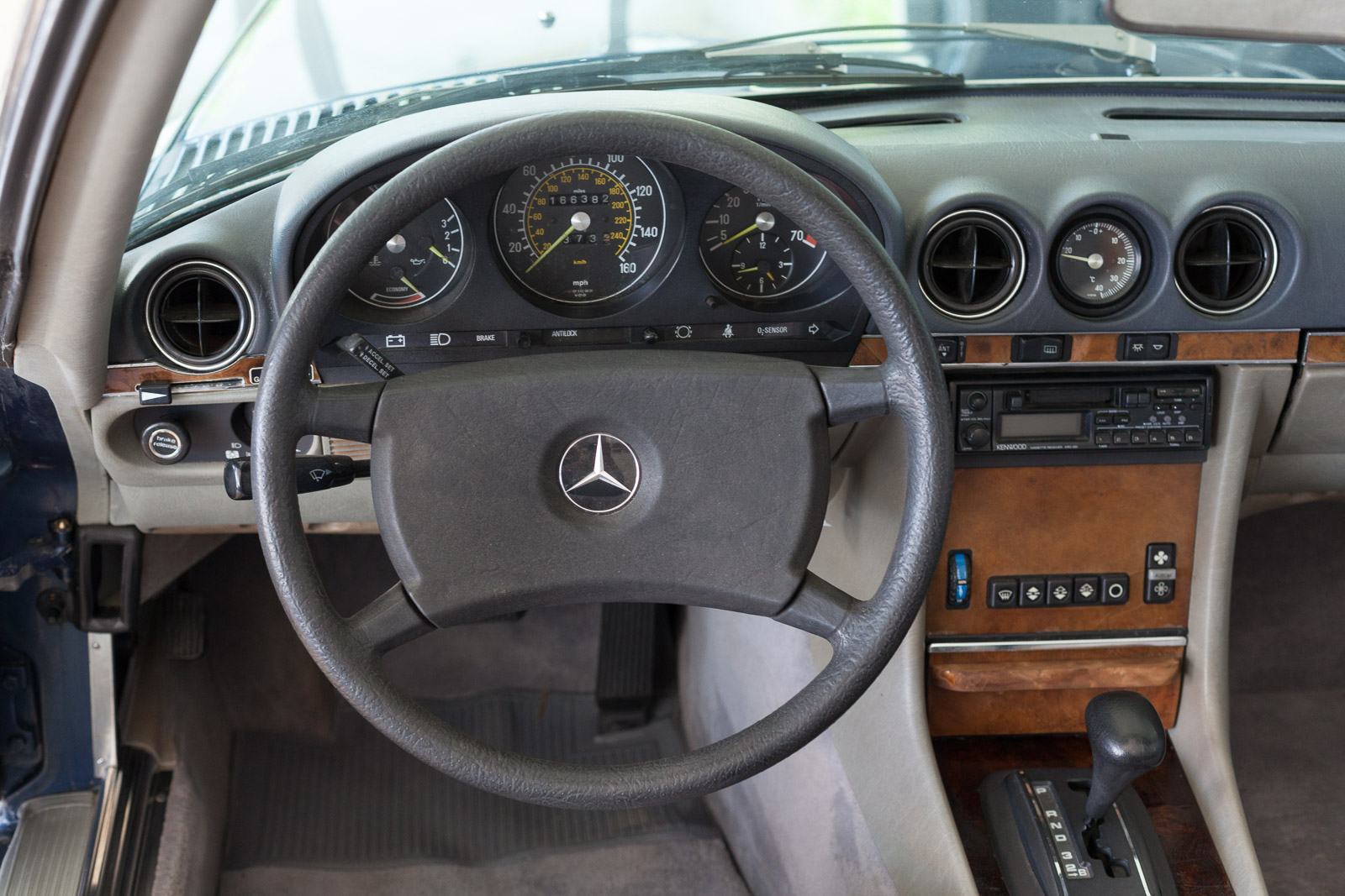 Mercedes 380 SL 1985 / uvoz iz Kalifornije,prodaja,zamjena. AKCIJA, fotografija 19