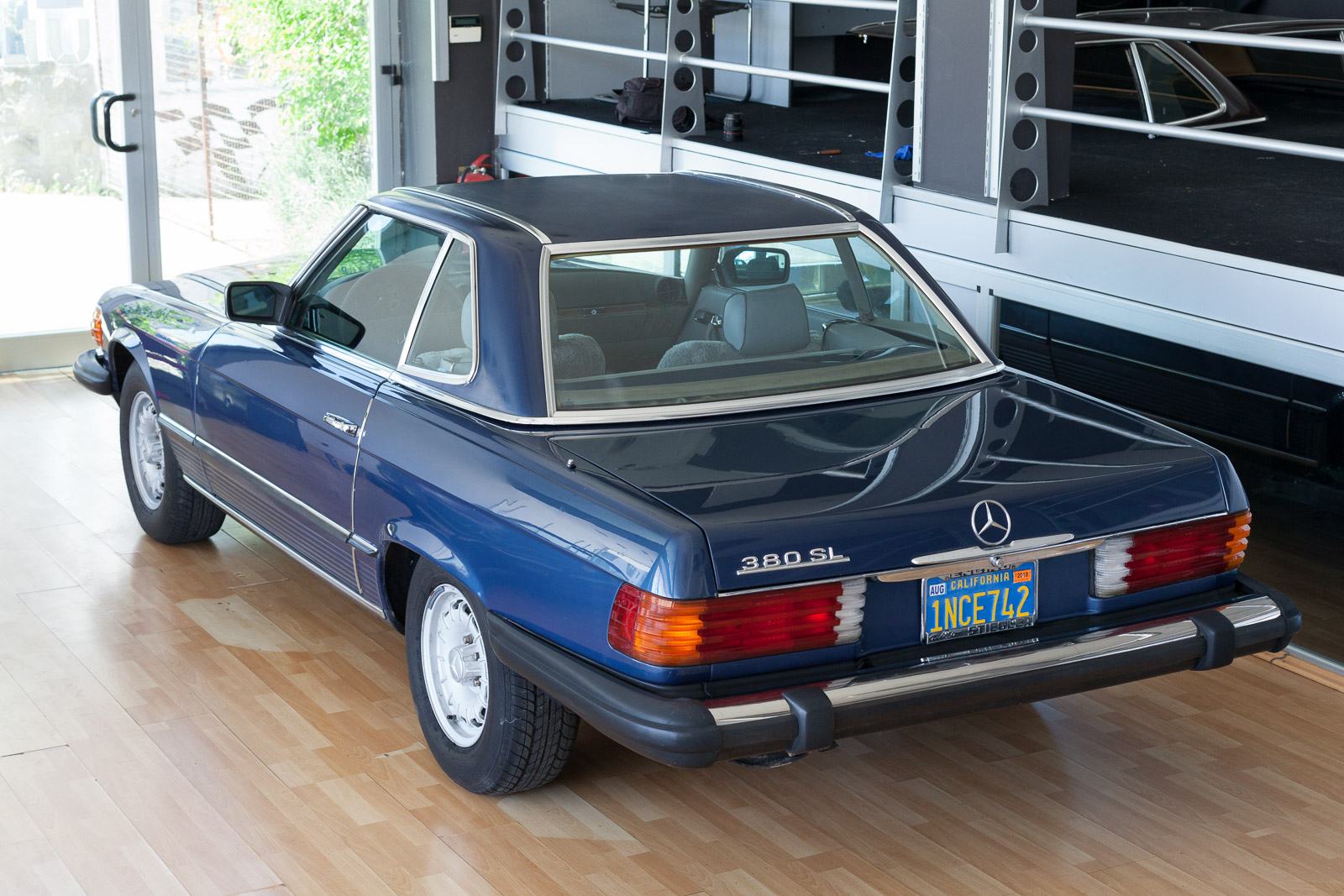 Mercedes 380 SL 1985 / uvoz iz Kalifornije,prodaja,zamjena. AKCIJA, fotografija 13