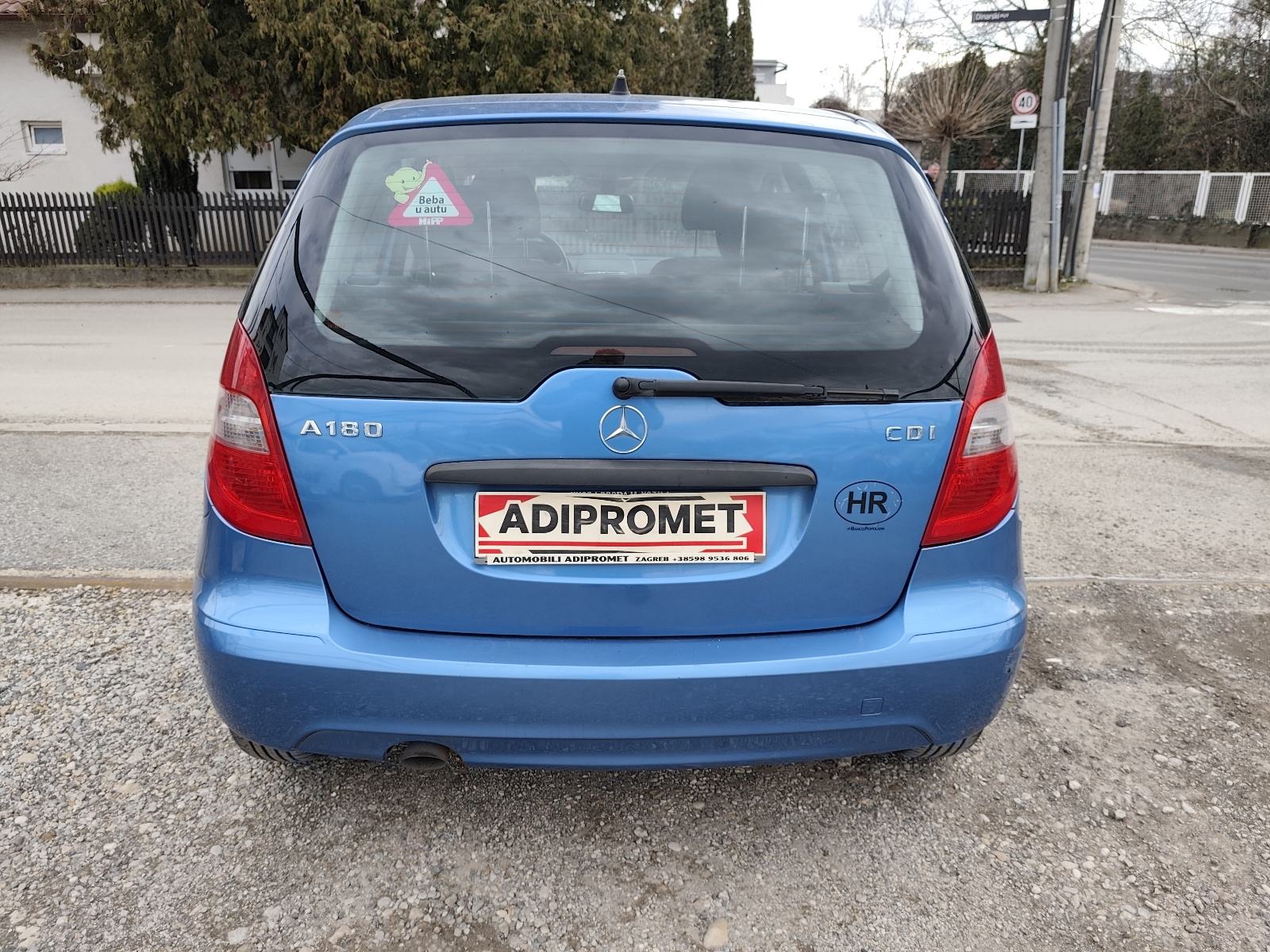 Mercedes-Benz A -180 CDI // REG1 GOD // KLIMA //, fotografija 10