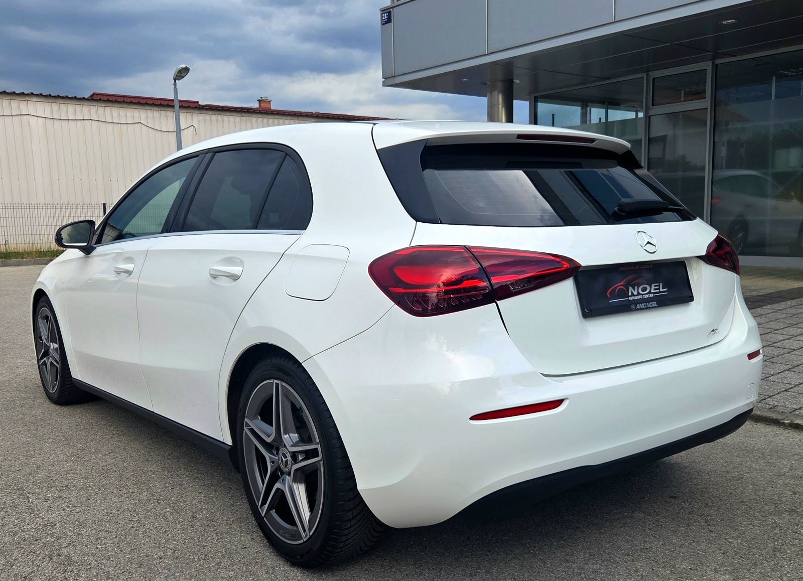 ⭐ MERCEDES-BENZ A180d FACELIFT 2023 | REG. 07/2027 AUTOMATIK AMG 18⭐, fotografija 4
