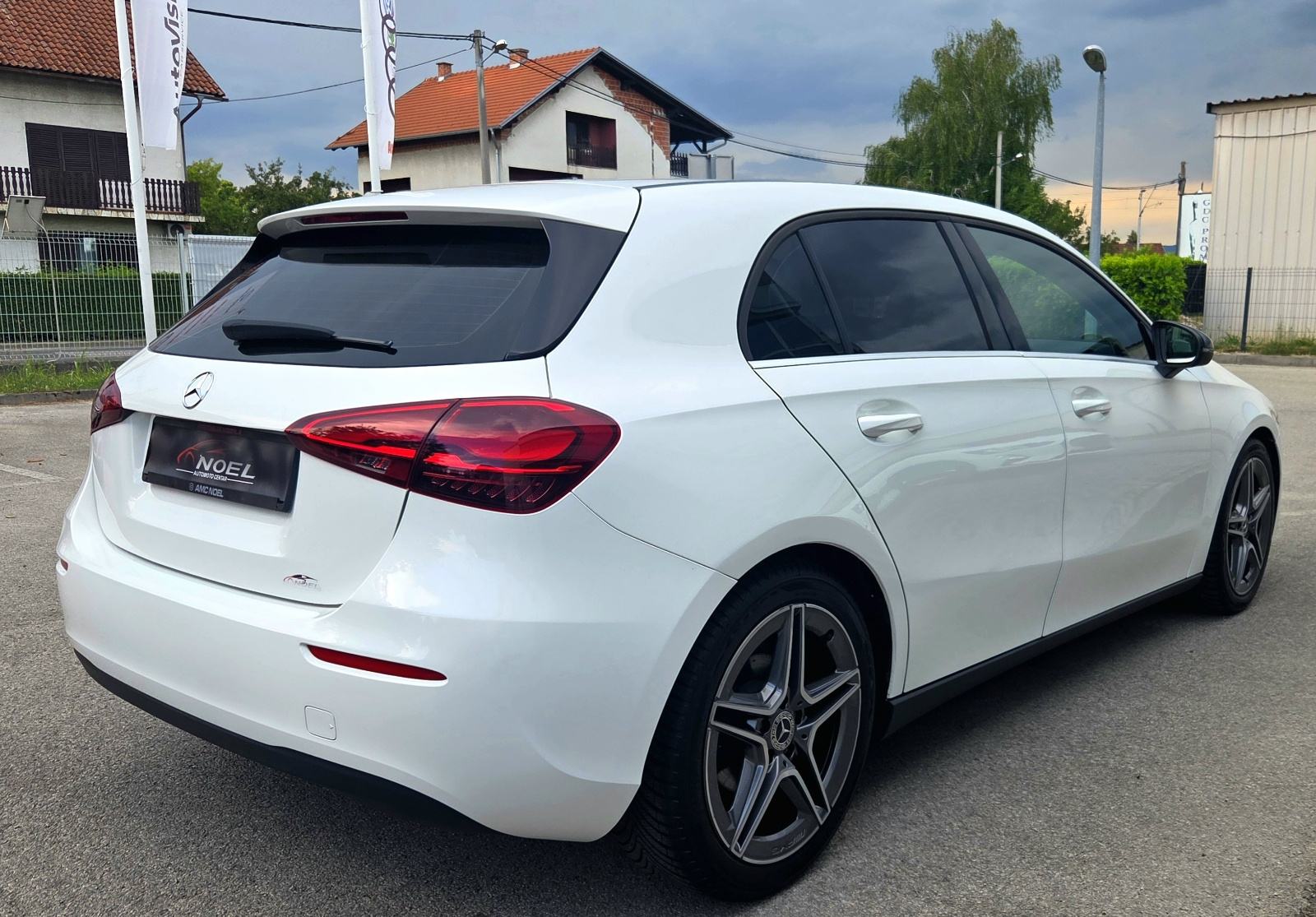 ⭐ MERCEDES-BENZ A180d FACELIFT 2023 | REG. 07/2027 AUTOMATIK AMG 18⭐, fotografija 3