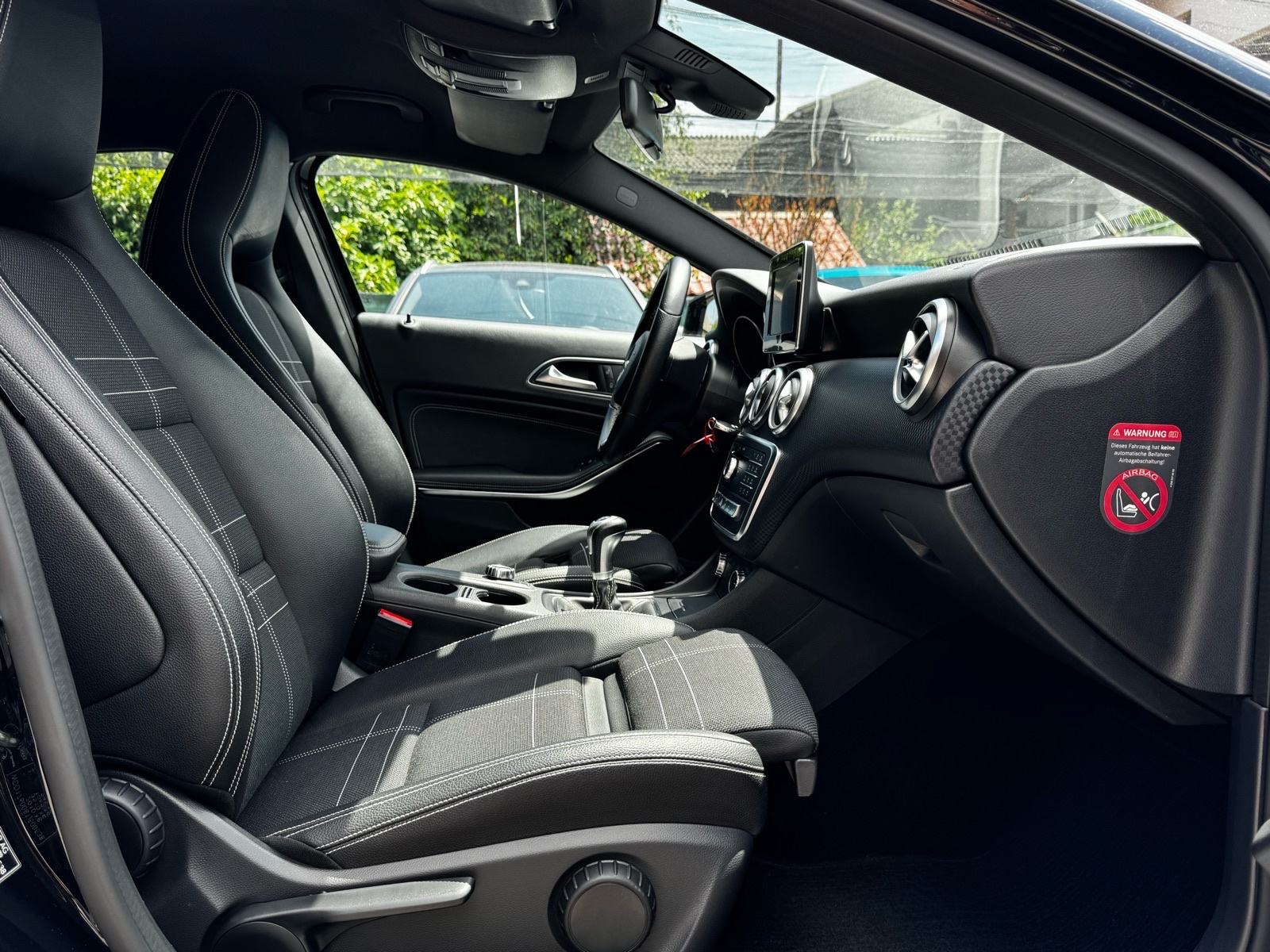 Mercedes Benz A 200 d / 2143cm / XENON / NAVI / URBAN / ALU / PDC /, fotografija 15