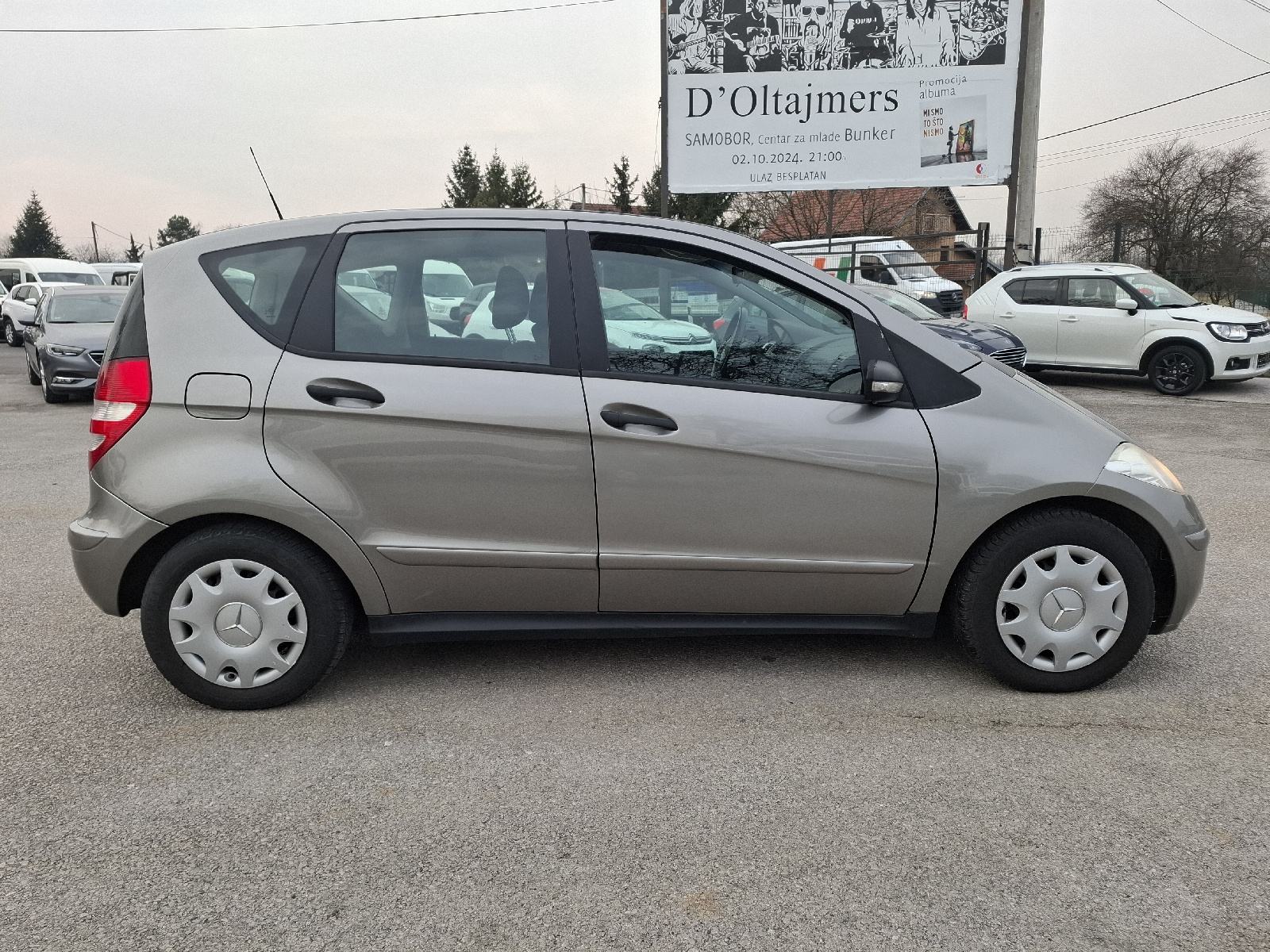 Mercedes-Benz A-klasa 150 Classic KLIMA , REG DO 02/2027 NA IME KUPCA, fotografija 4