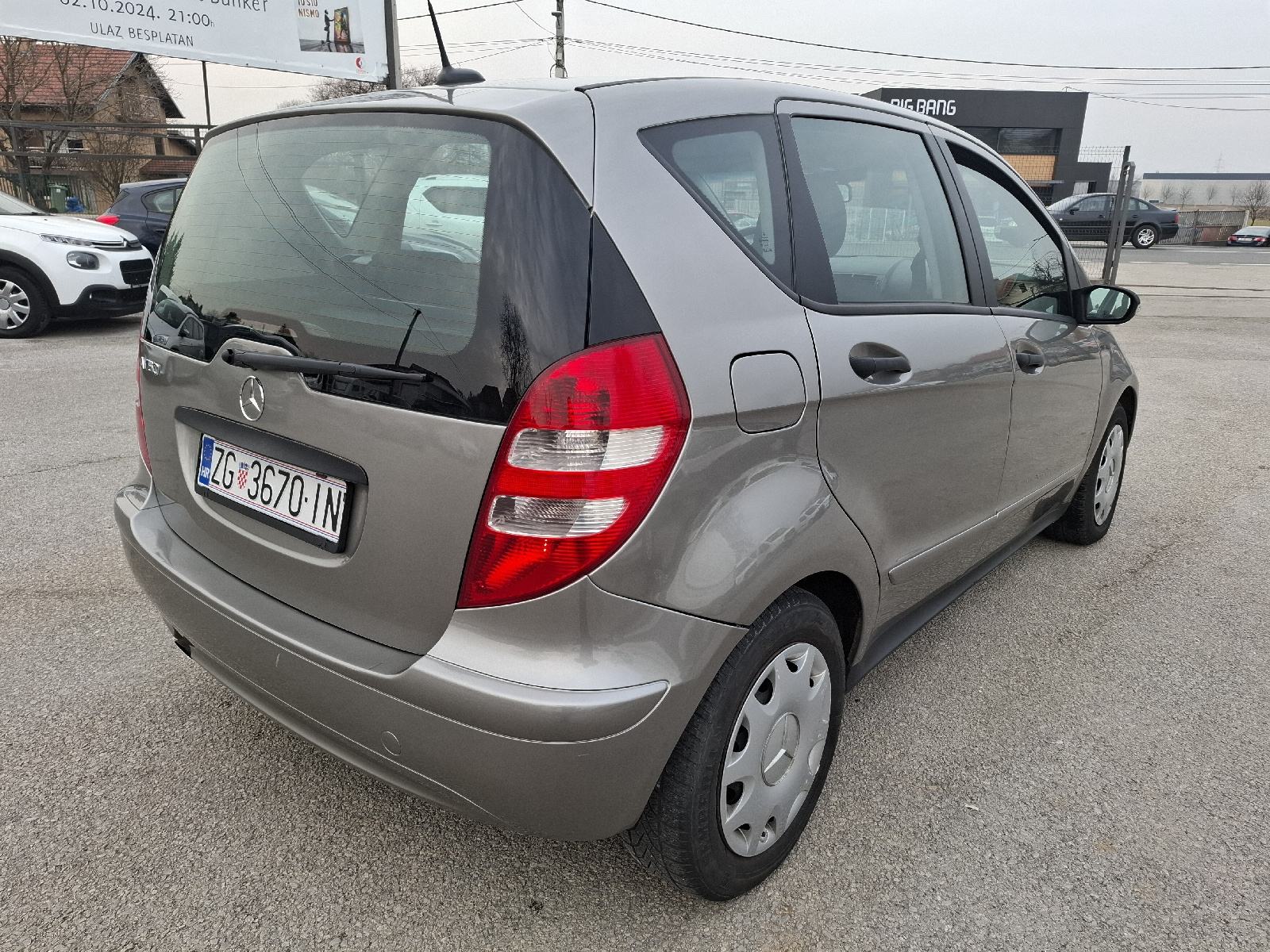 Mercedes-Benz A-klasa 150 Classic KLIMA , REG DO 02/2027 NA IME KUPCA, fotografija 5