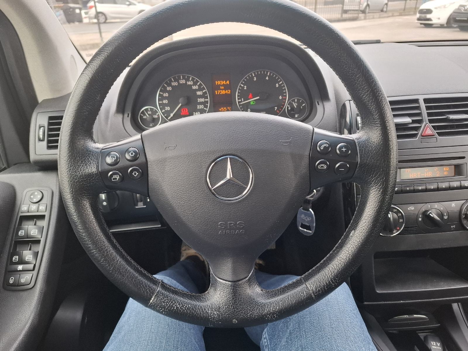 Mercedes-Benz A-klasa 150 Classic KLIMA , REG DO 02/2027 NA IME KUPCA, fotografija 8