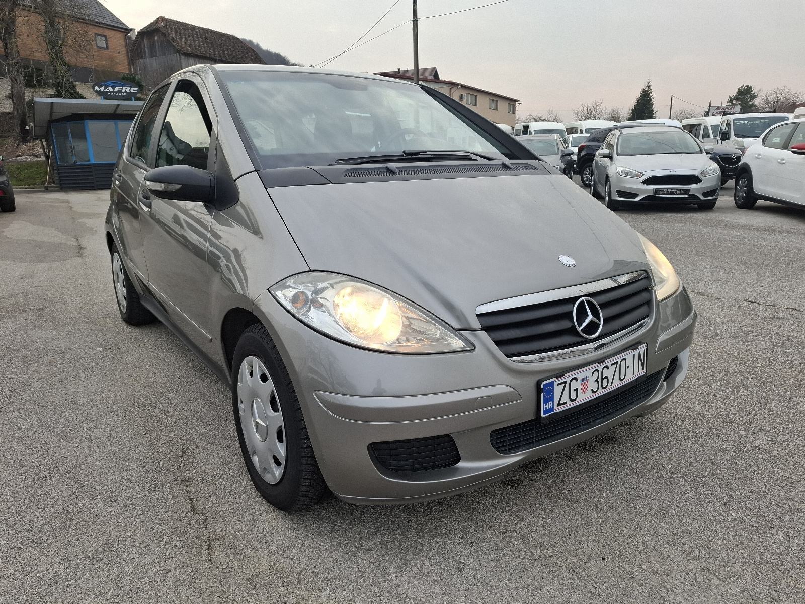 Mercedes-Benz A-klasa 150 Classic KLIMA , REG DO 02/2027 NA IME KUPCA, fotografija 2