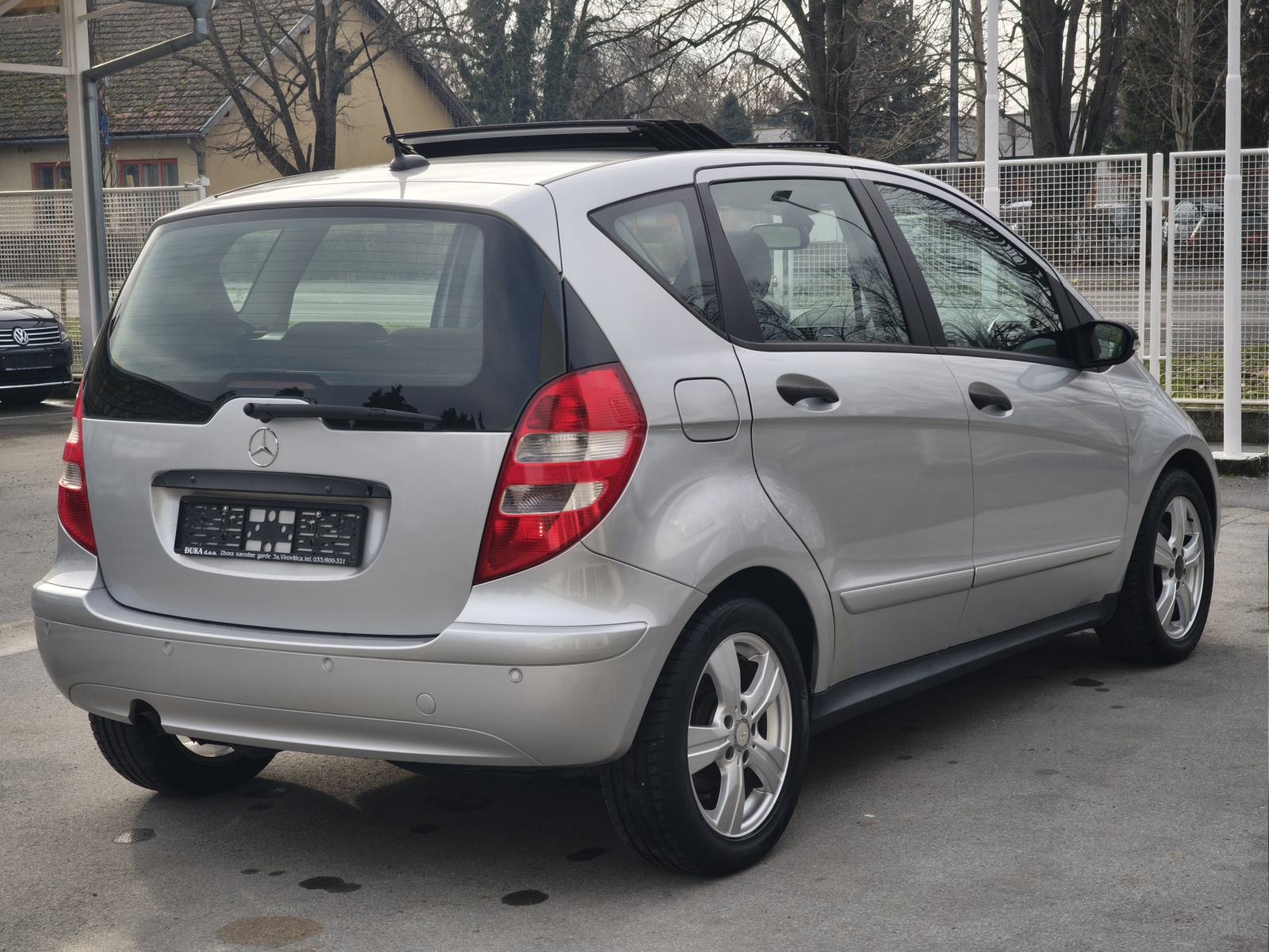 Mercedes-Benz A-klasa 160 CDI NAVI ŠIBER PARK SENZORI BLUETOOTH WIFI, fotografija 13