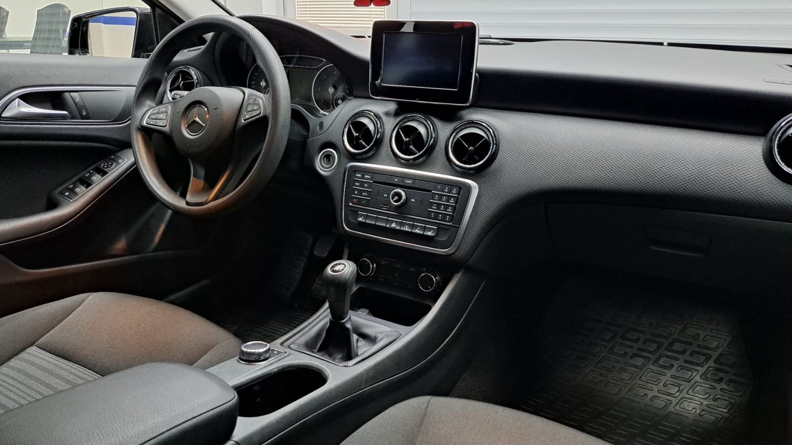 Mercedes-Benz A-klasa 160 d, fotografija 3