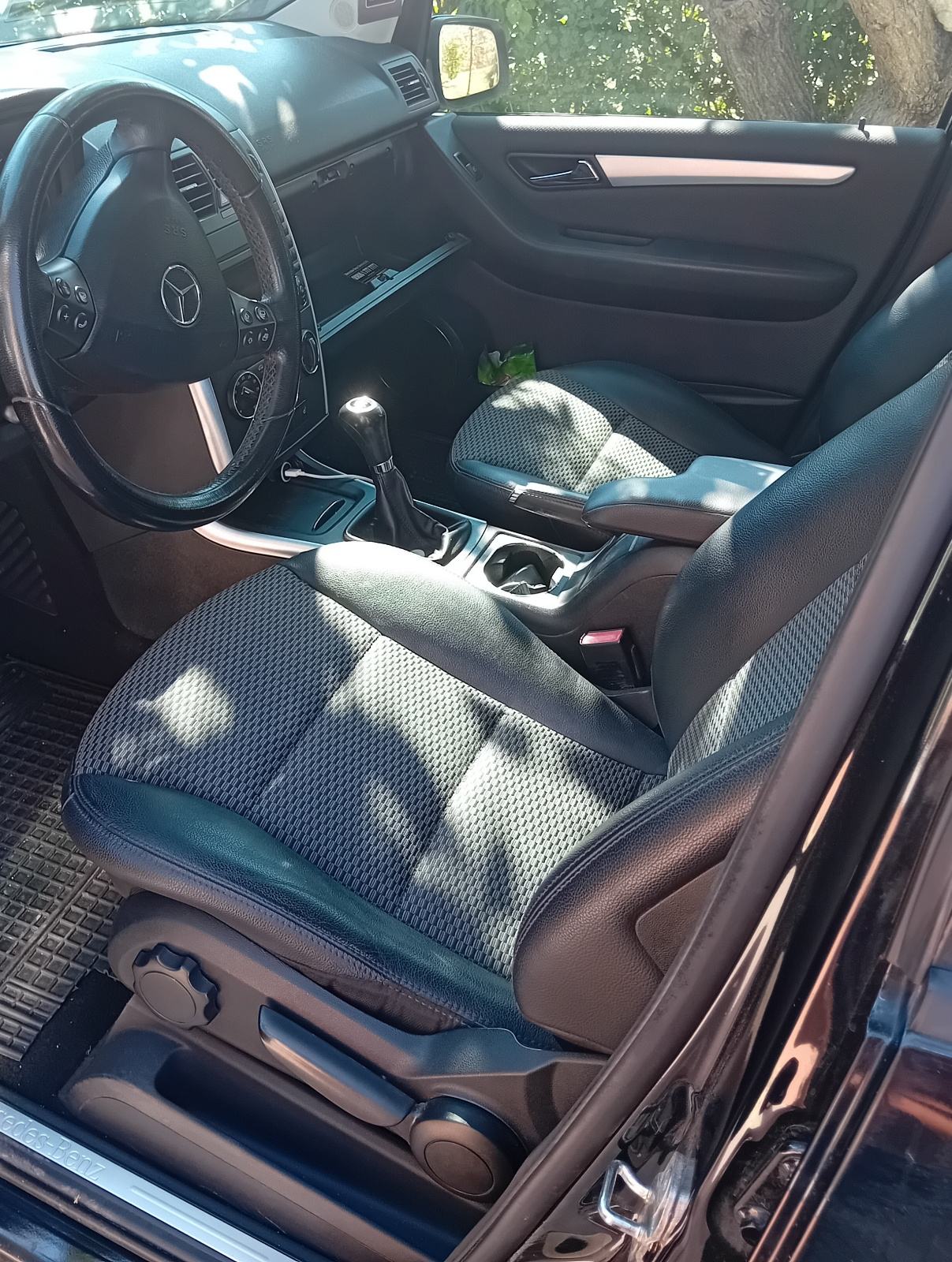 Mercedes-Benz A-klasa 160, pogled izvana - slika 5