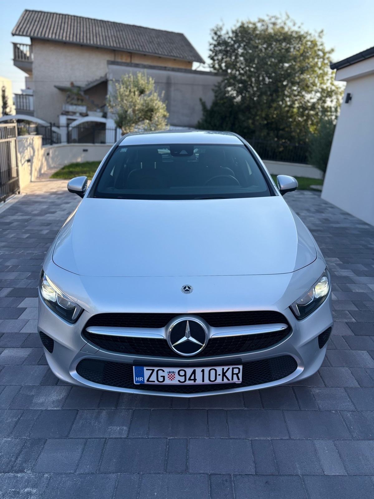 Mercedes-Benz A-klasa 160, fotografija 2