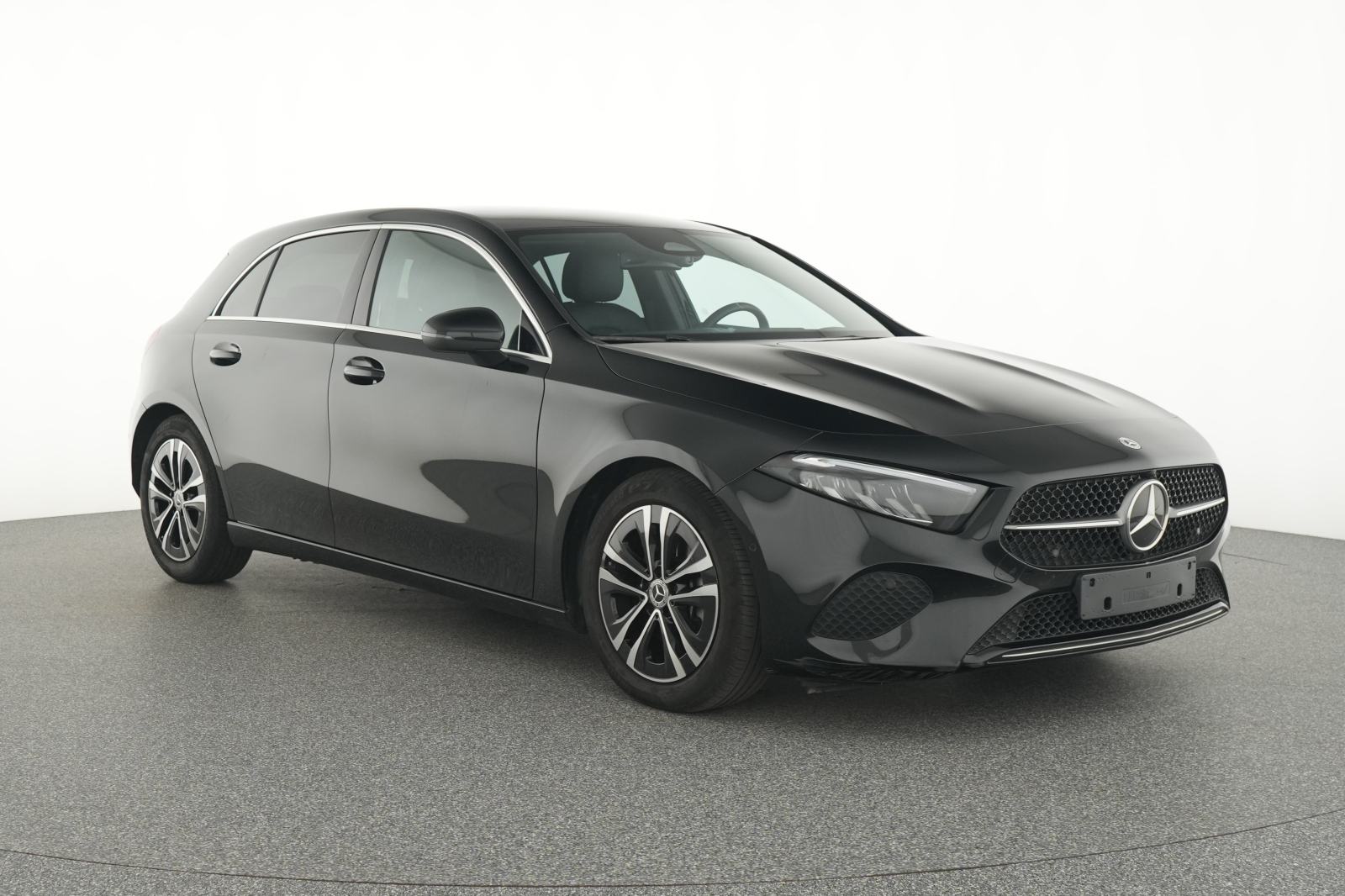 Mercedes-Benz A-klasa 180 2,0D AUTOMATIK PDC KAMERA NAV LED NOVI MODEL, fotografija 6