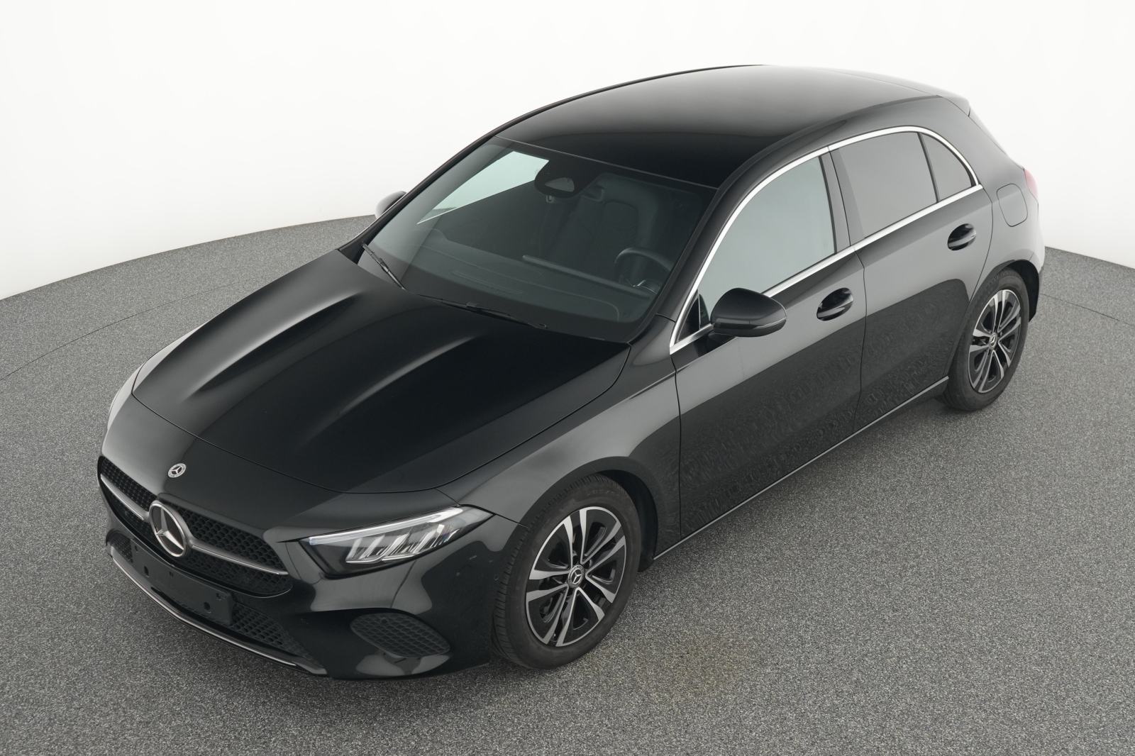 Mercedes-Benz A-klasa 180 2,0D AUTOMATIK PDC KAMERA NAV LED NOVI MODEL, fotografija 11