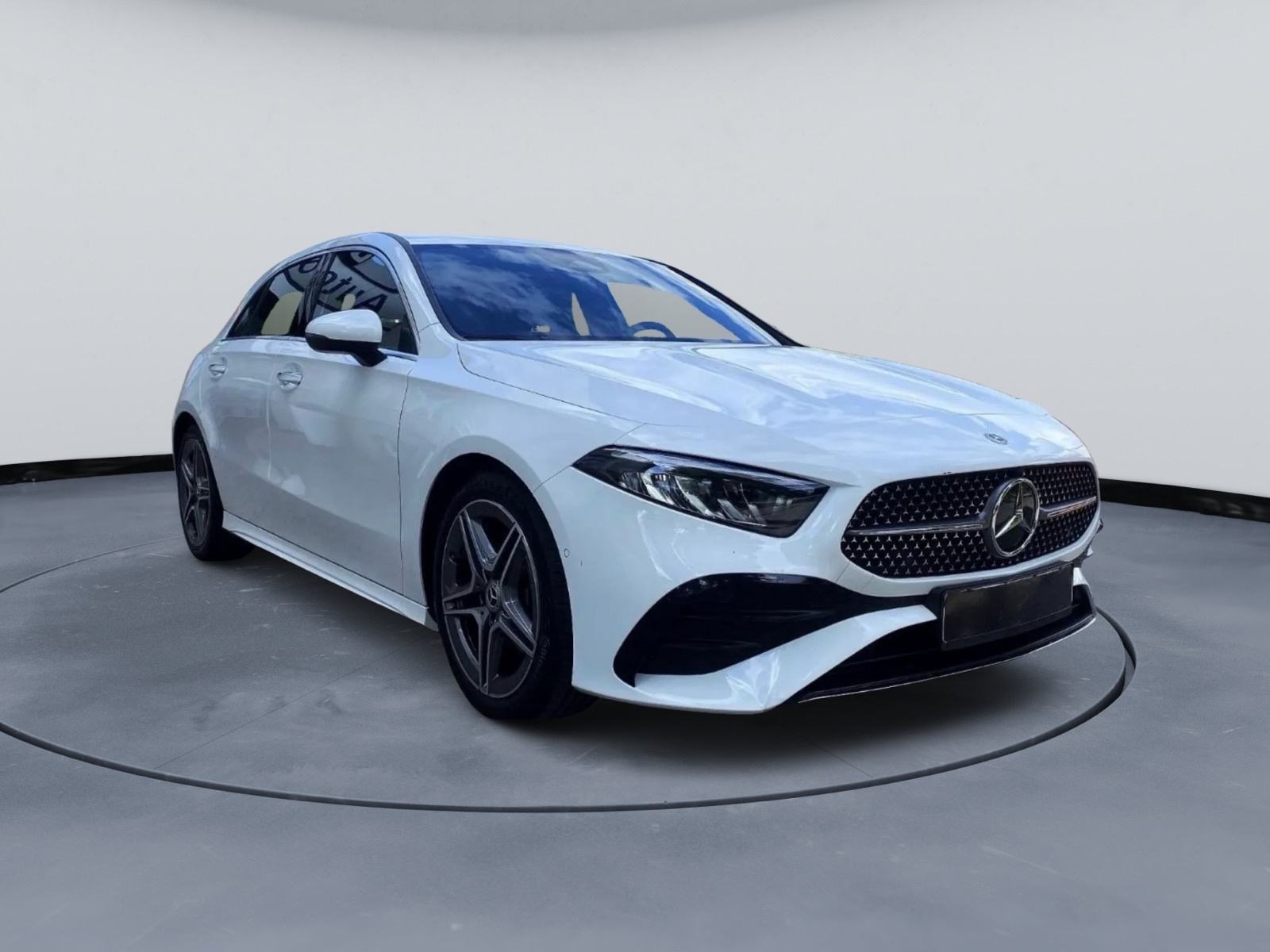 Mercedes-Benz A-klasa 180 - AMG - AUTOMATIK - VIRTUAL - LEASING, pogled izvana - slika 2