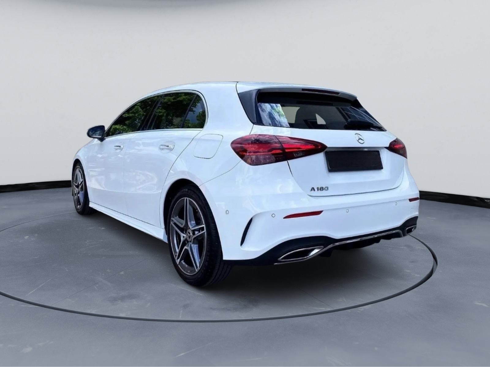 Mercedes-Benz A-klasa 180 - AMG - AUTOMATIK - VIRTUAL - LEASING, pogled izvana - slika 3