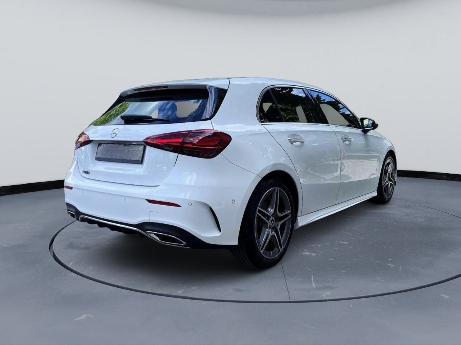 Mercedes-Benz A-klasa 180 - AMG - AUTOMATIK - VIRTUAL - LEASING, pogled izvana - slika 4