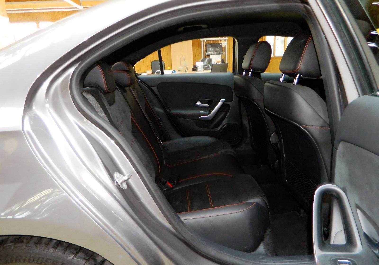 Mercedes-Benz A-klasa 180 AMG Limuzina -LED-NAVI-AMBIENT-ALU-JAMSTVO, fotografija 15