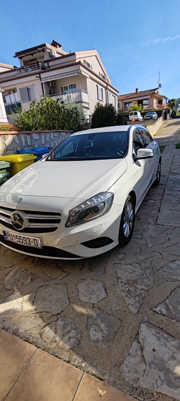 Mercedes-Benz A-klasa 180 AMG Sport, pogled izvana - slika 1