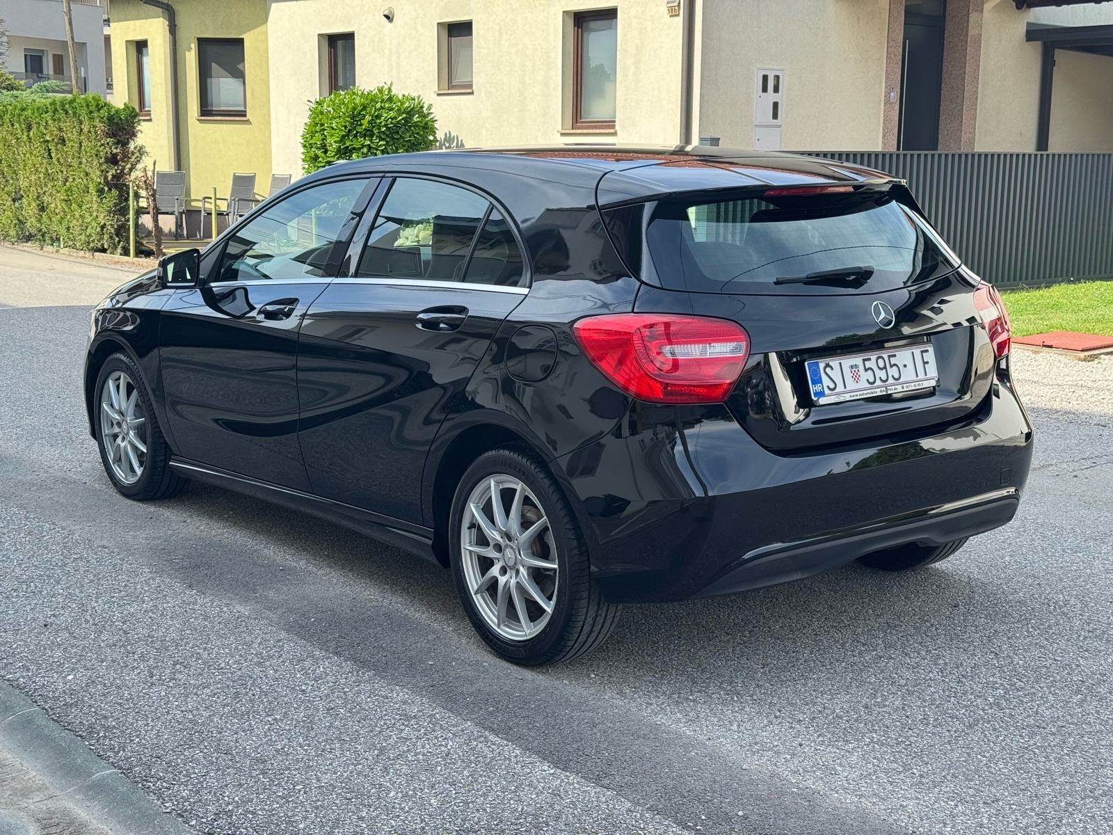 Mercedes-Benz A-klasa 180 Sport, fotografija 3