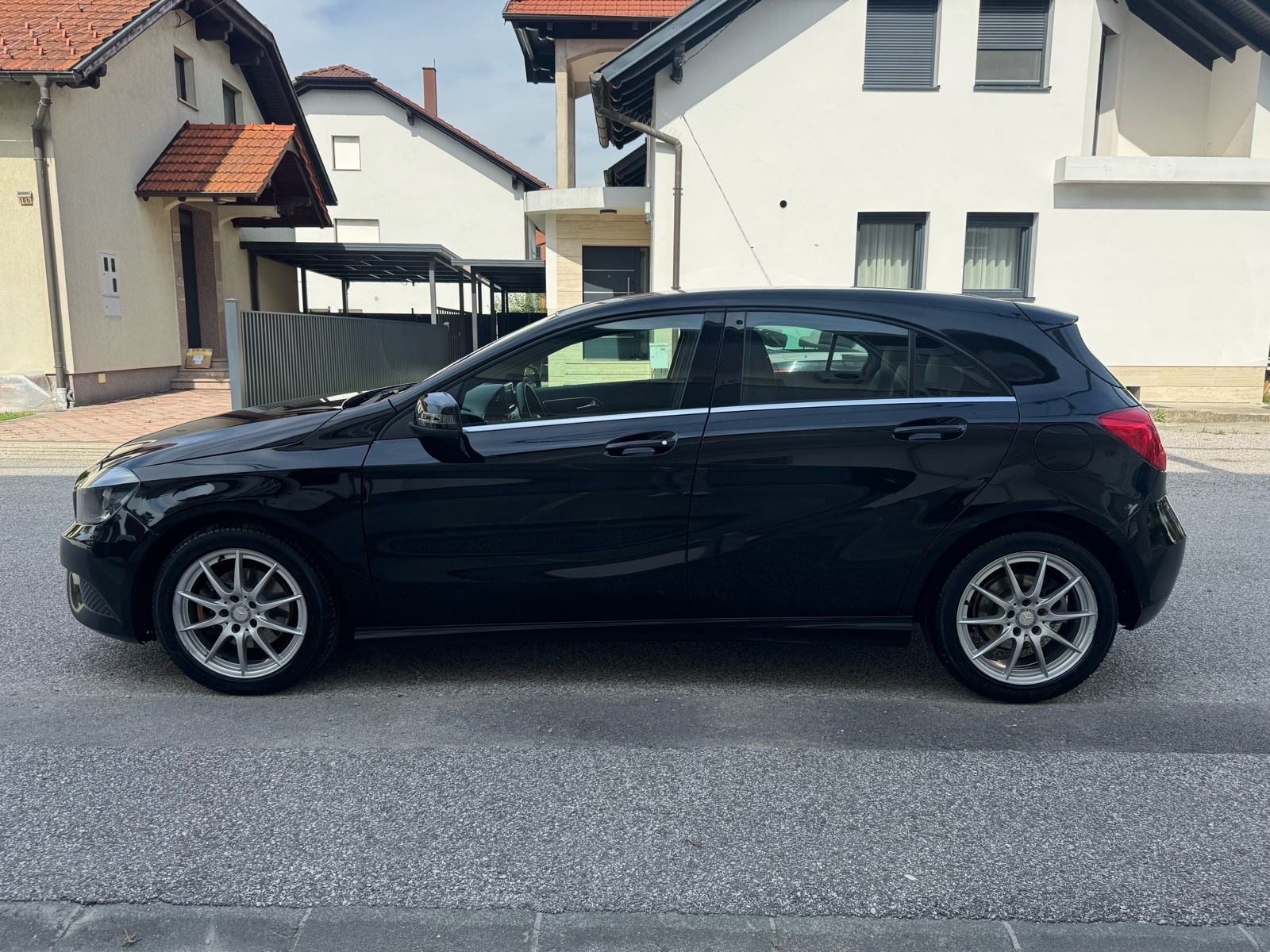 Mercedes-Benz A-klasa 180 Sport, fotografija 6