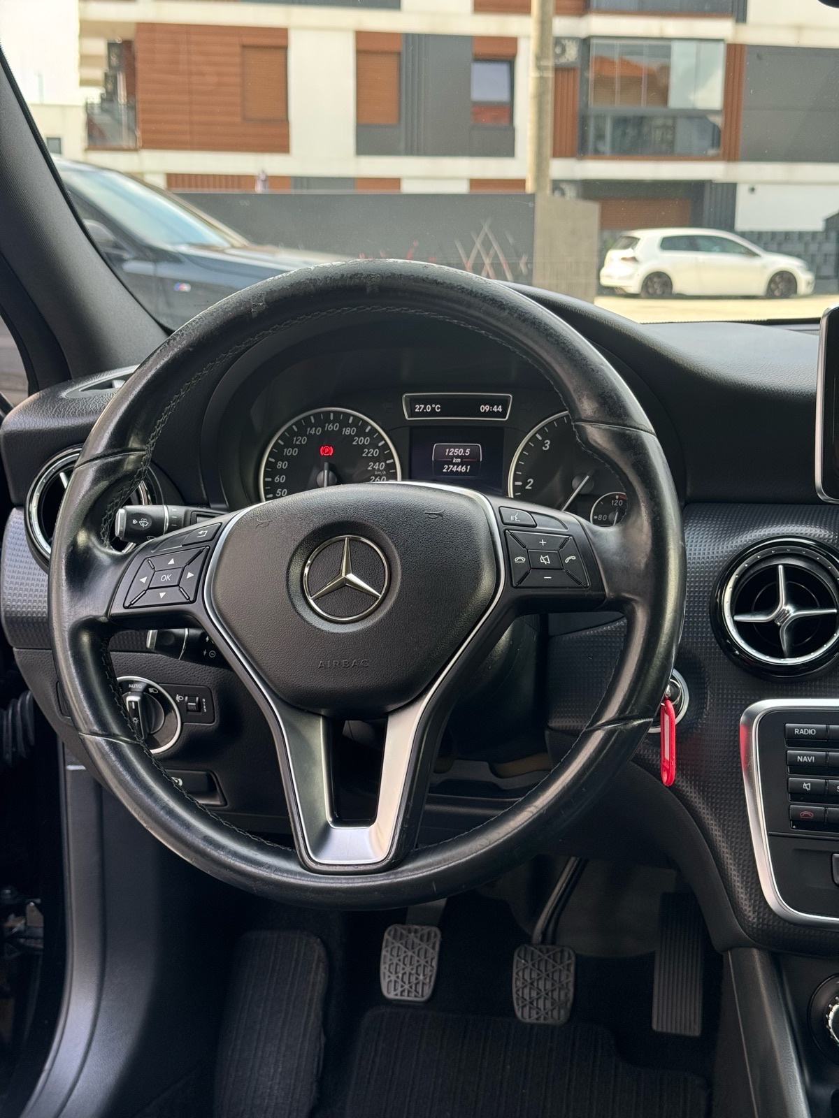 Mercedes-Benz A-klasa 180 Sport, fotografija 12