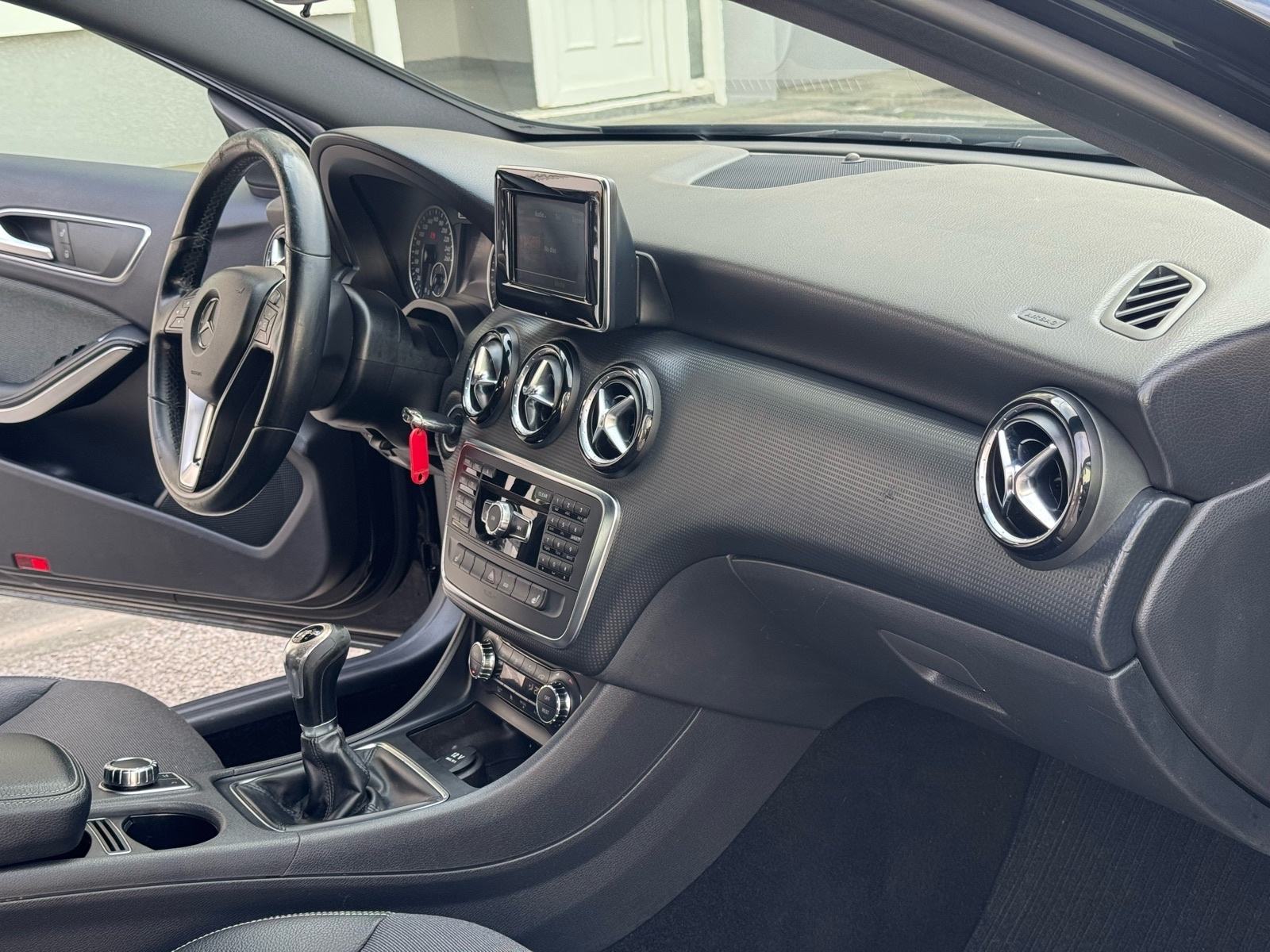 Mercedes-Benz A-klasa 180 Sport, fotografija 14