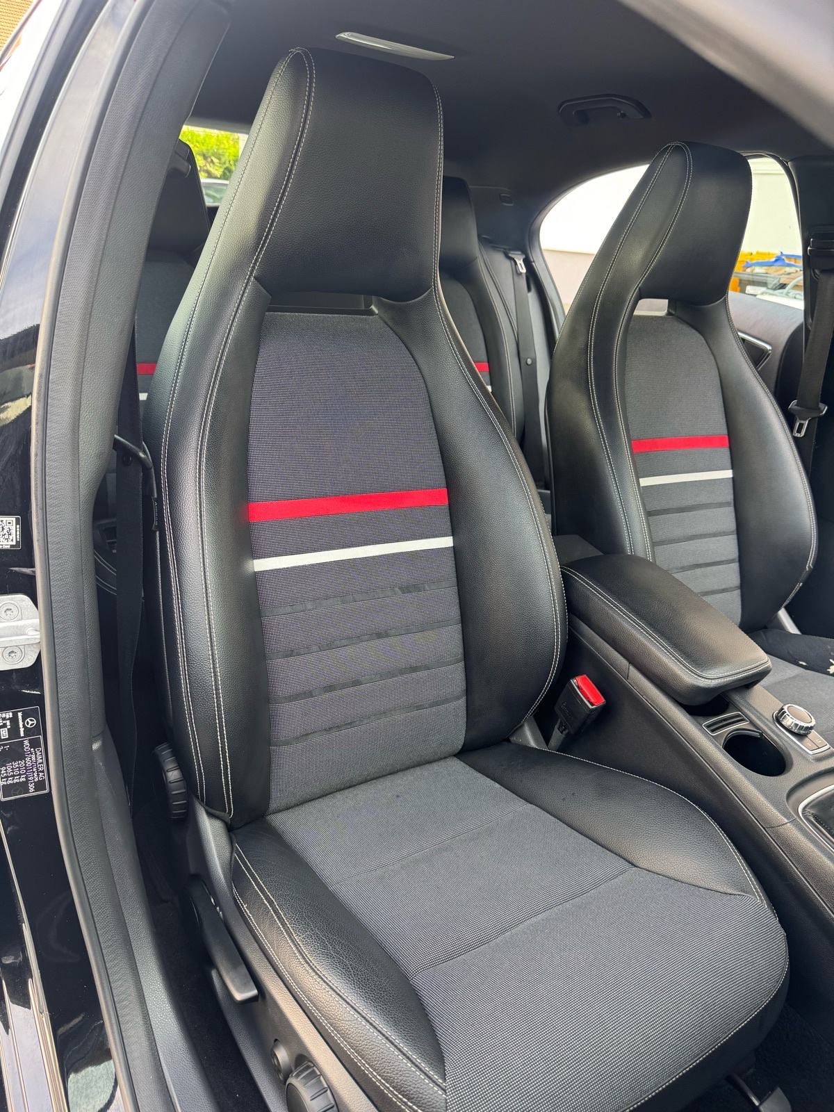 Mercedes-Benz A-klasa 180 Sport, fotografija 16