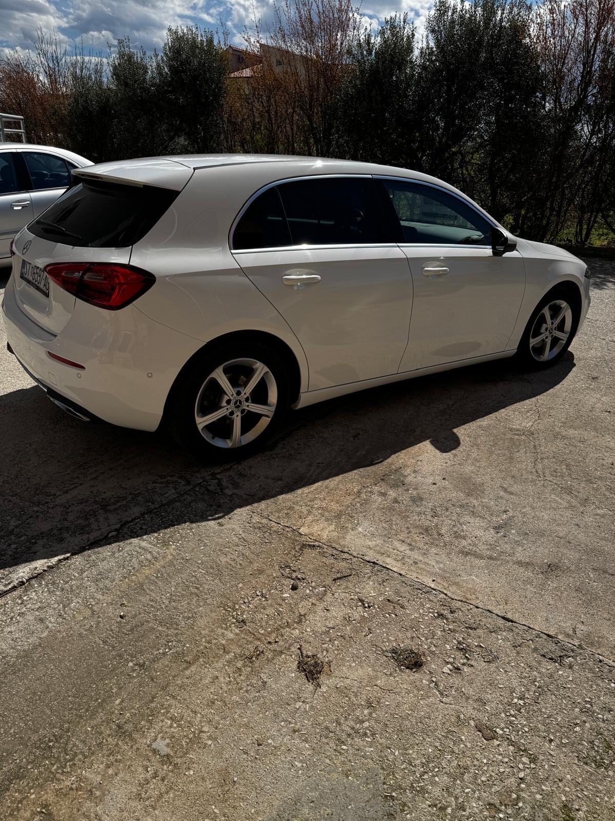 Mercedes A klasa 180d u top stanju. Registracija ističe 29.07 2027.god, fotografija 6