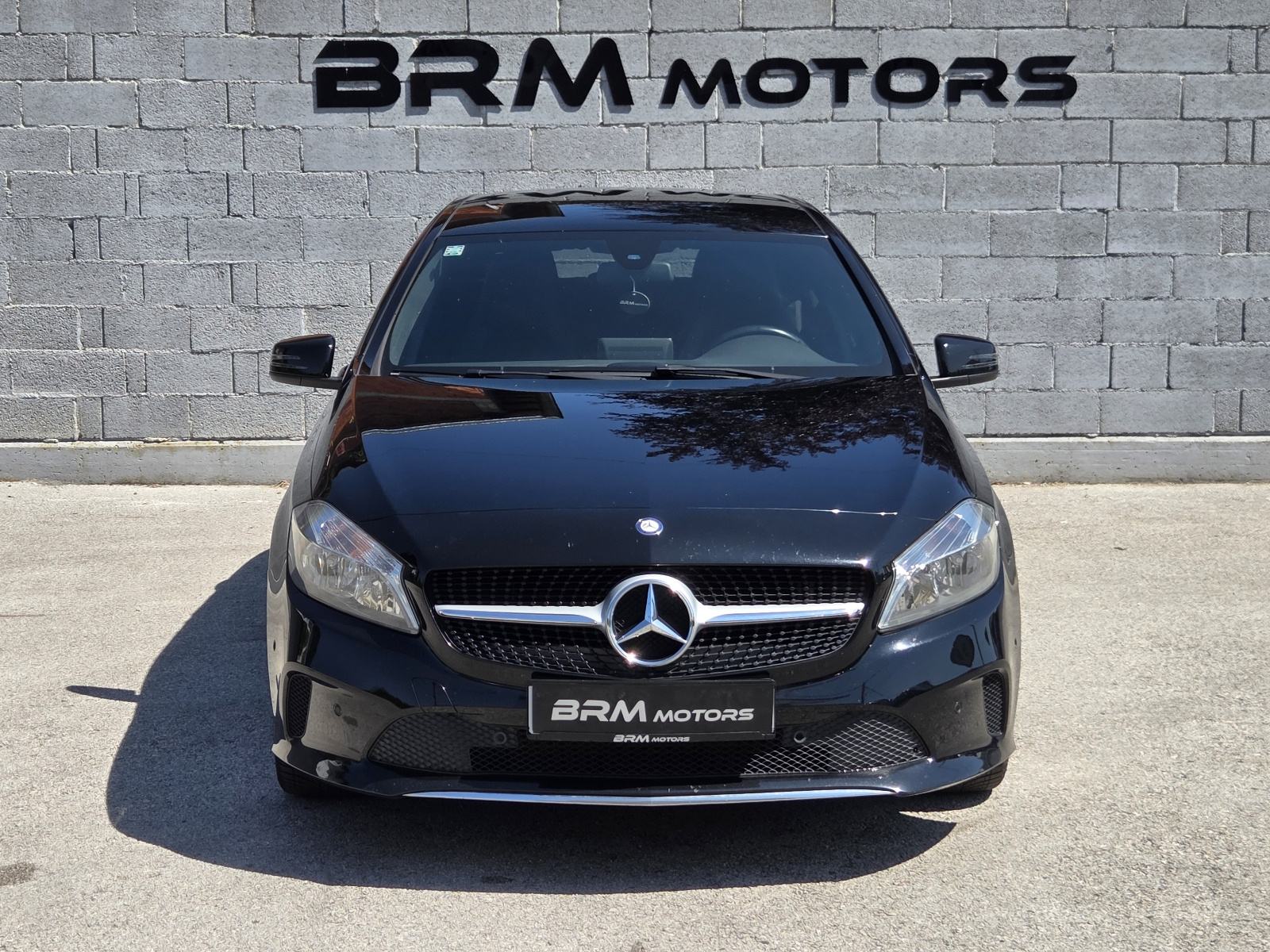Mercedes-Benz A-klasa 180 benzin URBAN 6brzina --2016.g.--153.270km-, fotografija 1