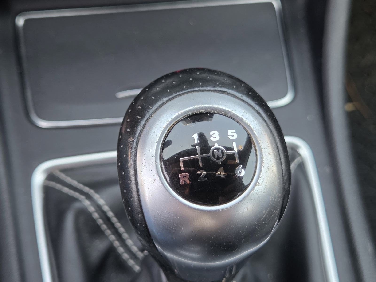 Mercedes-Benz A-klasa 180 benzin URBAN 6brzina --2016.g.--153.270km-, fotografija 9