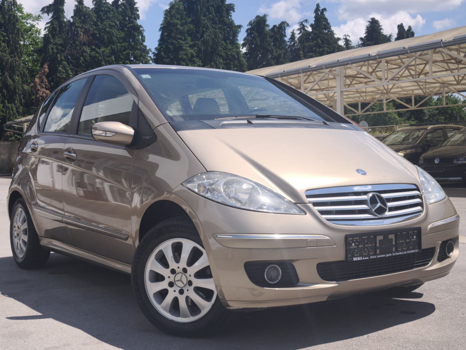 Mercedes-Benz A-klasa 180 CDI 6 BRZINA KOŽNI VOLAN GRIJANJE SJEDALA, pogled izvana - slika 1