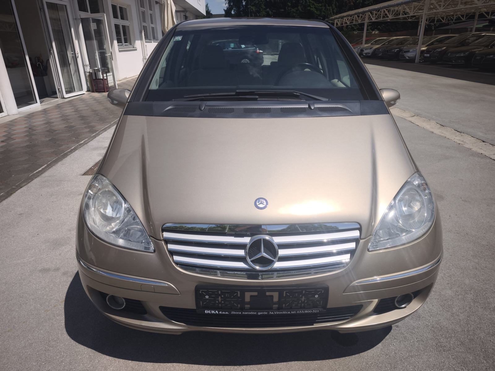 Mercedes-Benz A-klasa 180 CDI 6 BRZINA KOŽNI VOLAN GRIJANJE SJEDALA, pogled izvana - slika 5