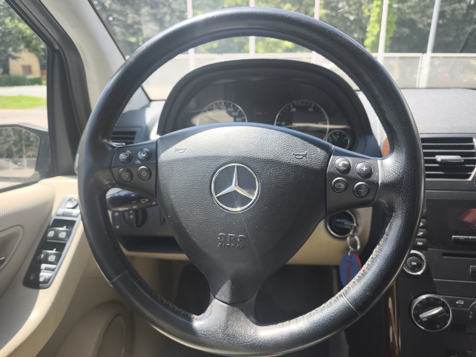 Mercedes-Benz A-klasa 180 CDI 6 BRZINA KOŽNI VOLAN GRIJANJE SJEDALA, fotografija 20