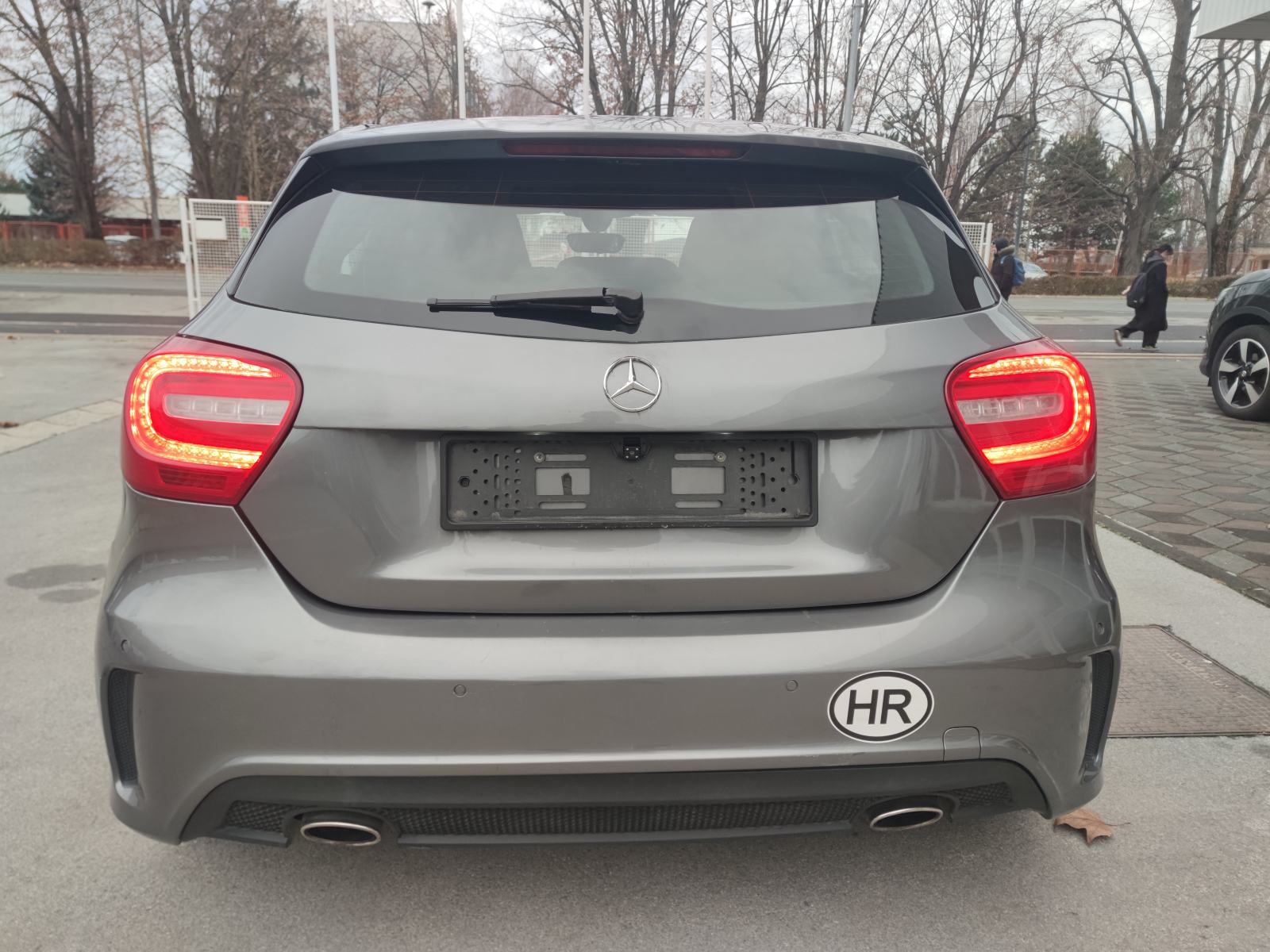 Mercedes-Benz A-klasa 180 CDI AMG KAMERA KOŽA CRNO NEBO XENON LED, fotografija 11