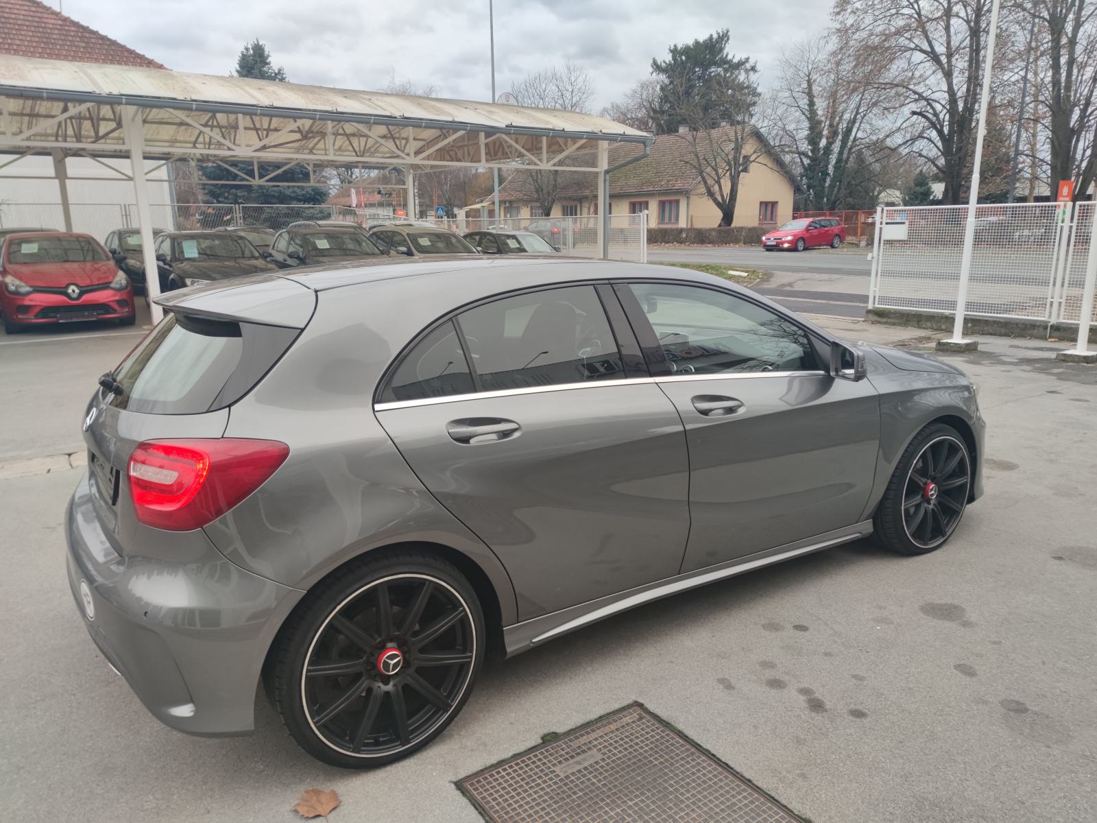 Mercedes-Benz A-klasa 180 CDI AMG KAMERA KOŽA CRNO NEBO XENON LED, fotografija 14