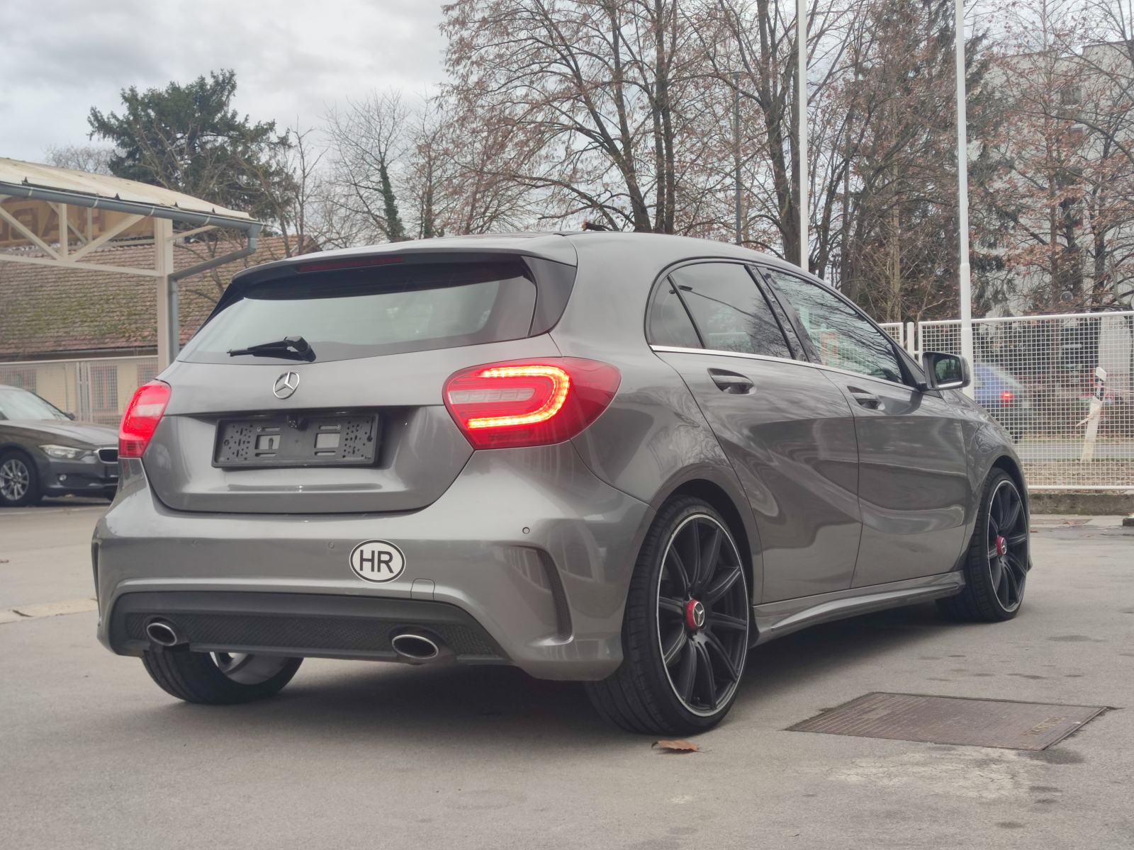 Mercedes-Benz A-klasa 180 CDI AMG KAMERA KOŽA CRNO NEBO XENON LED, fotografija 12