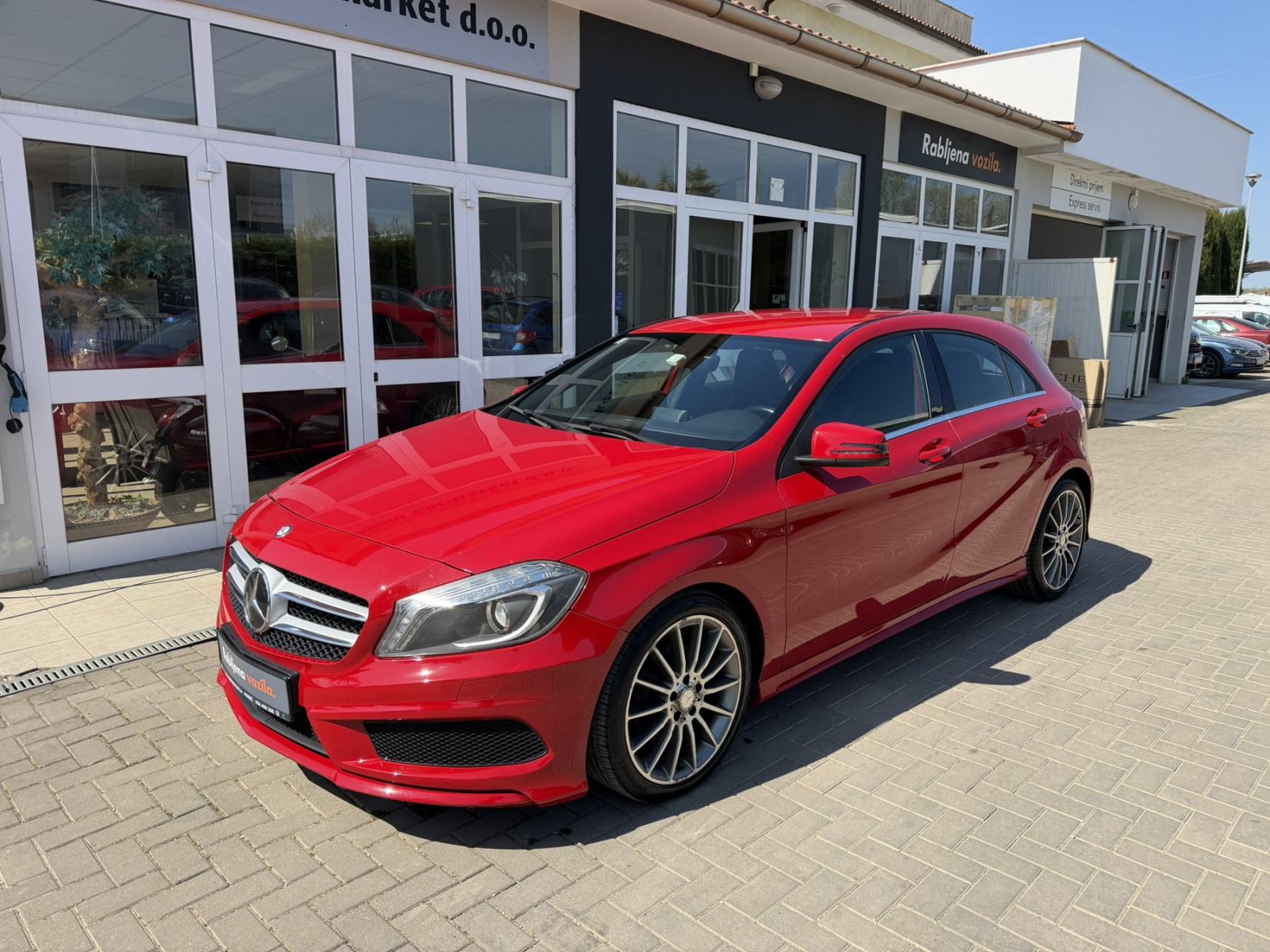 Mercedes-Benz A-klasa 180 CDI AMG Sport Navi Kamera, pogled izvana - slika 1