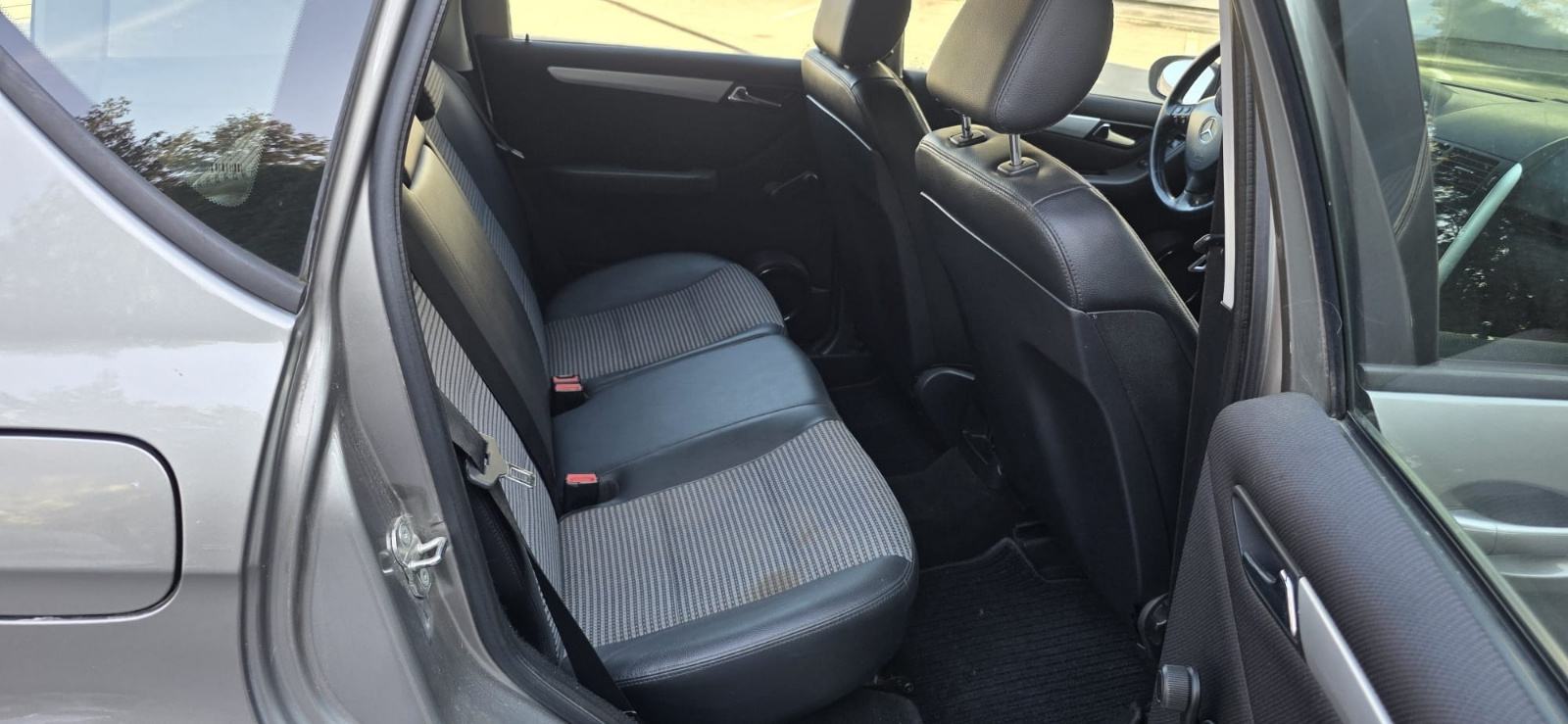 Mercedes-Benz A-klasa 180 CDI Avantgarde . Reg05/27, fotografija 17