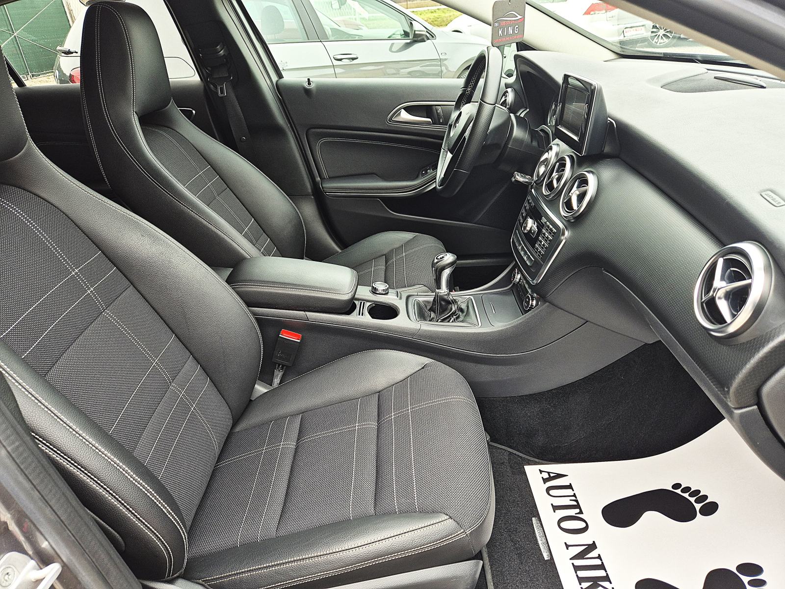 Mercedes-Benz A-klasa 180 CDI**NAVIGACIJA**BI-XENON SVJETLA**LED**PDC*, fotografija 20