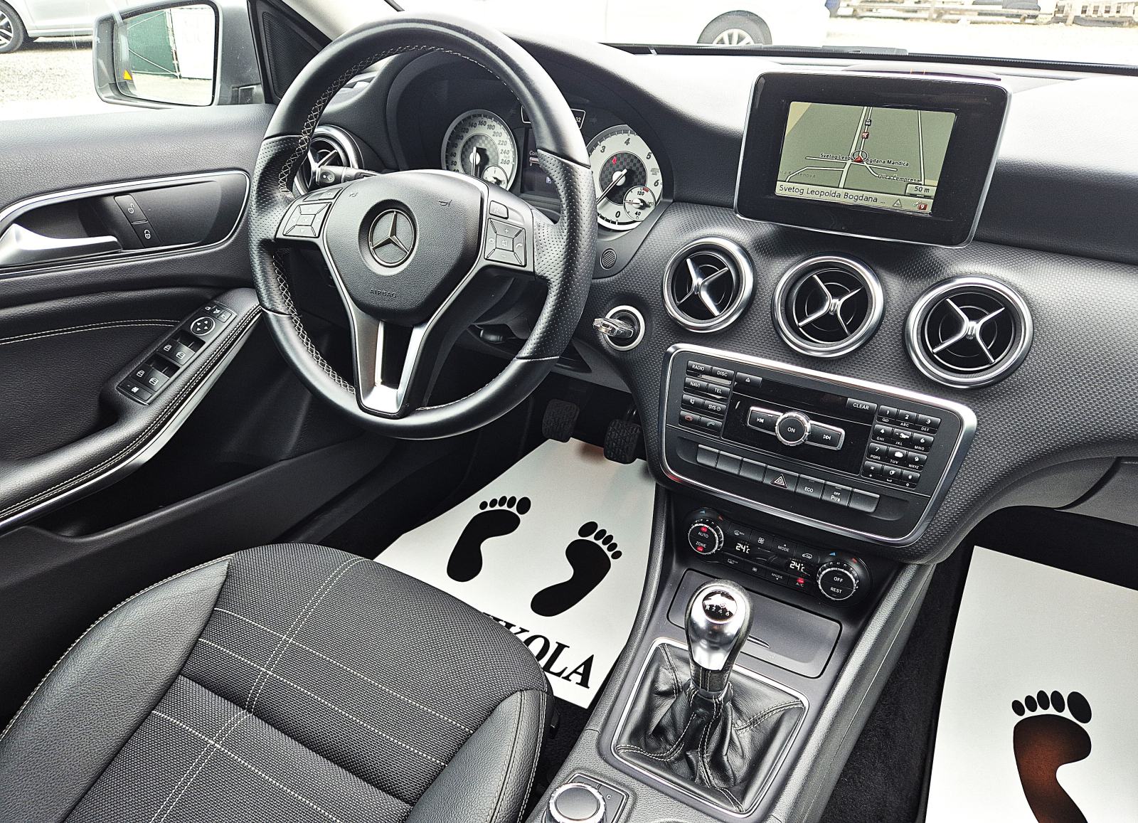 Mercedes-Benz A-klasa 180 CDI**NAVIGACIJA**BI-XENON SVJETLA**LED**PDC*, fotografija 19