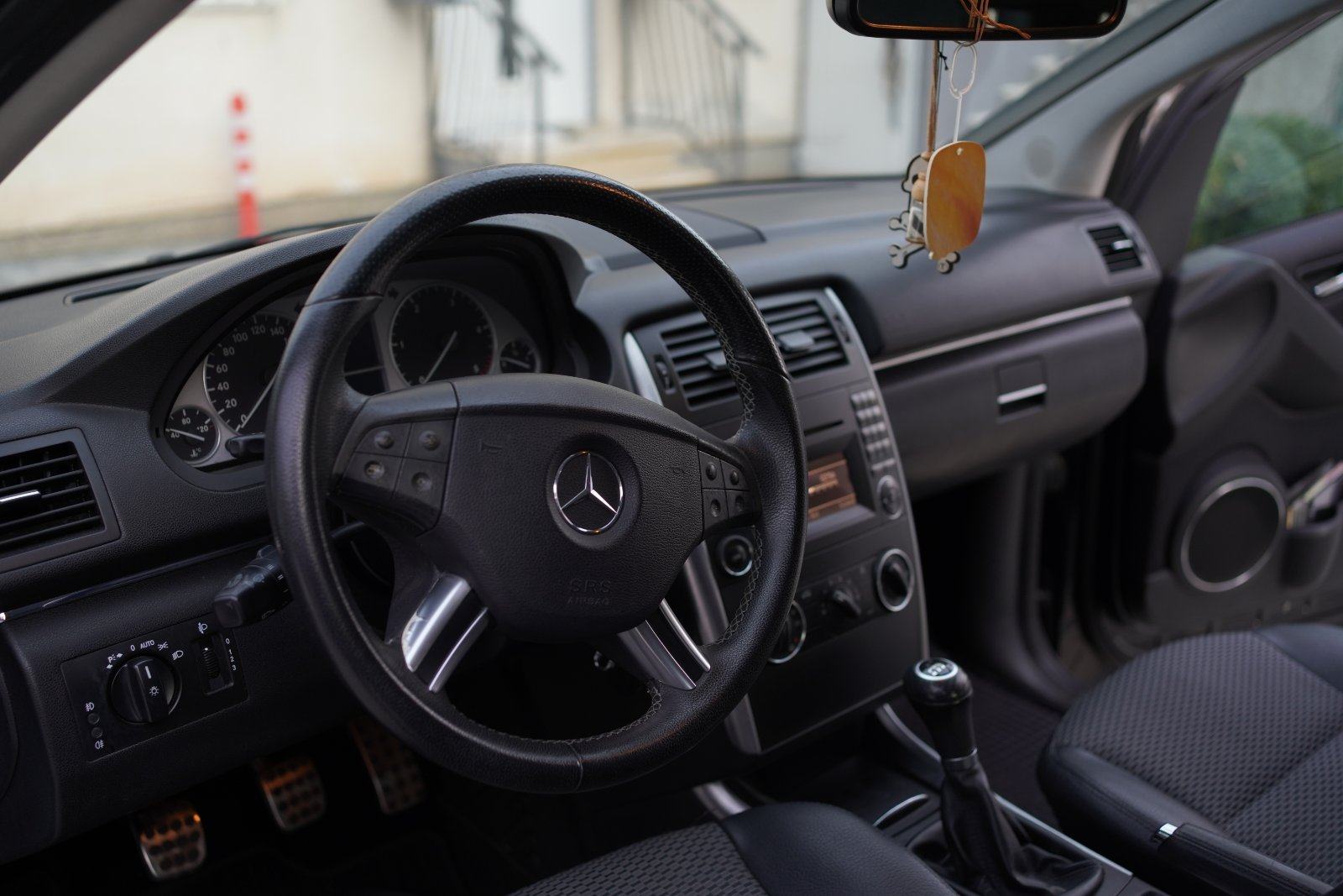 Mercedes-Benz B-klasa 180 CDI, fotografija 3