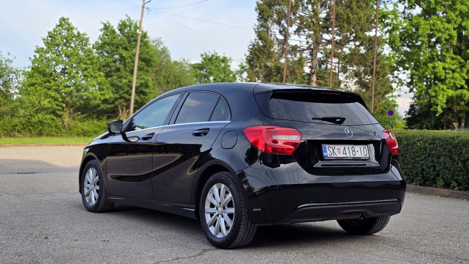 Mercedes-Benz A-klasa 180 CDI / Uredan i servisiran / Vlasnik 7 Godina, fotografija 3