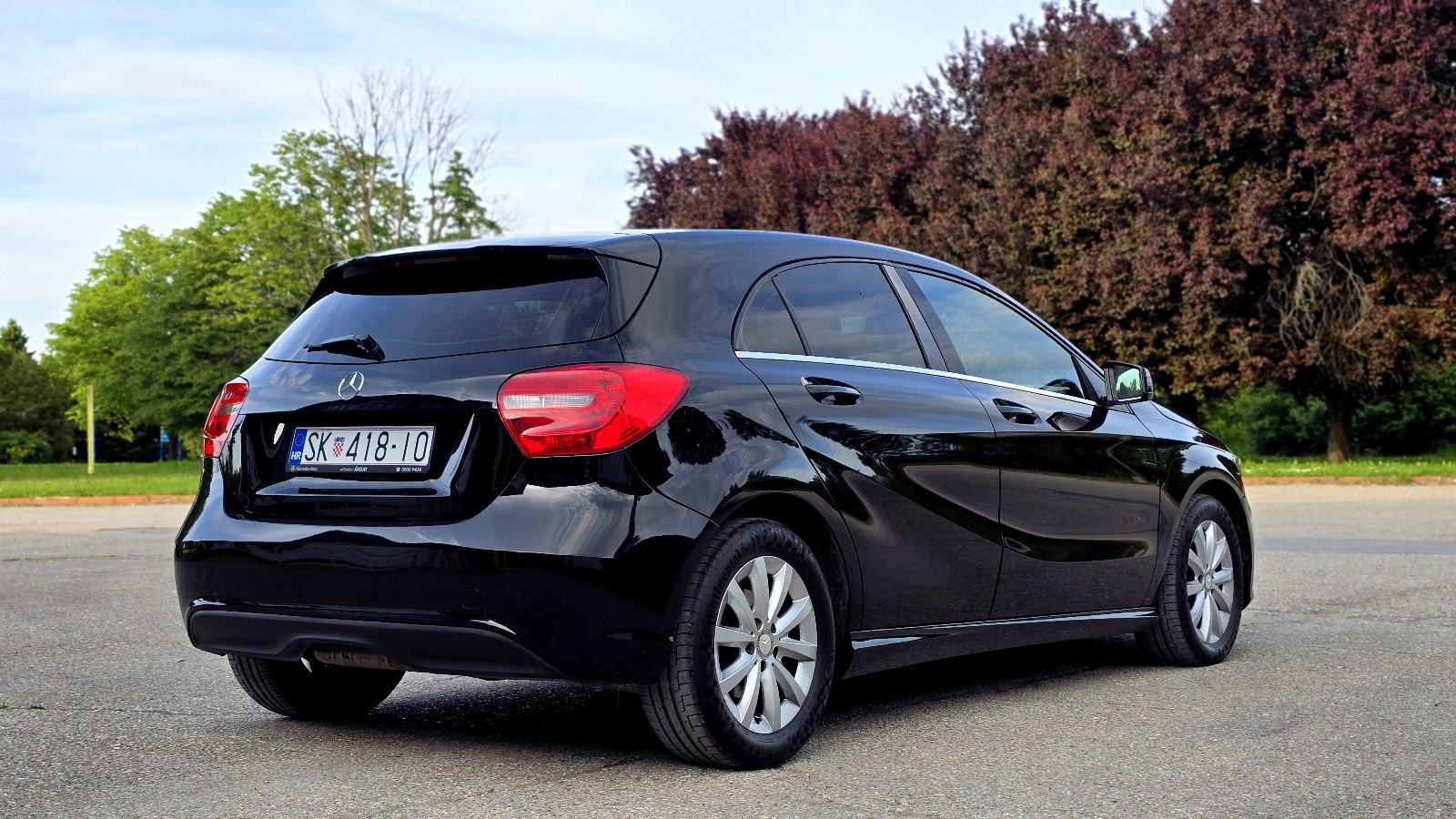 Mercedes-Benz A-klasa 180 CDI / Uredan i servisiran / Vlasnik 7 Godina, fotografija 2