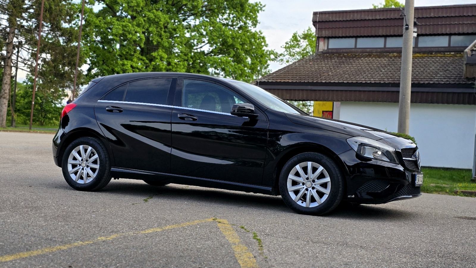 Mercedes-Benz A-klasa 180 CDI / Uredan i servisiran / Vlasnik 7 Godina, fotografija 13