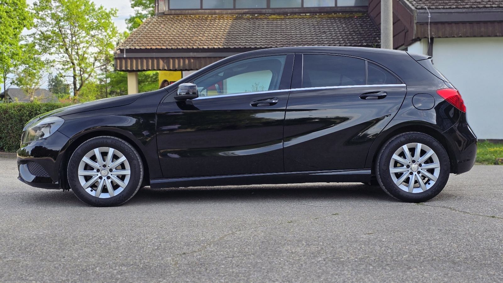 Mercedes-Benz A-klasa 180 CDI / Uredan i servisiran / Vlasnik 7 Godina, fotografija 5