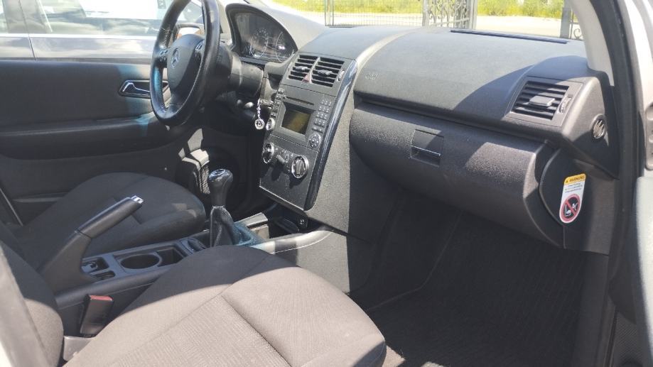Mercedes-Benz A-klasa 180 CDI, fotografija 9