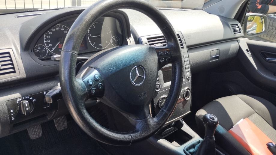 Mercedes-Benz A-klasa 180 CDI, fotografija 16