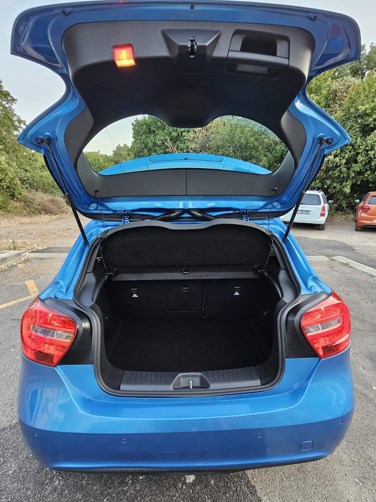 Mercedes-Benz A-klasa 180 CDI Style automatik 2015. ovlašteni servis, fotografija 4