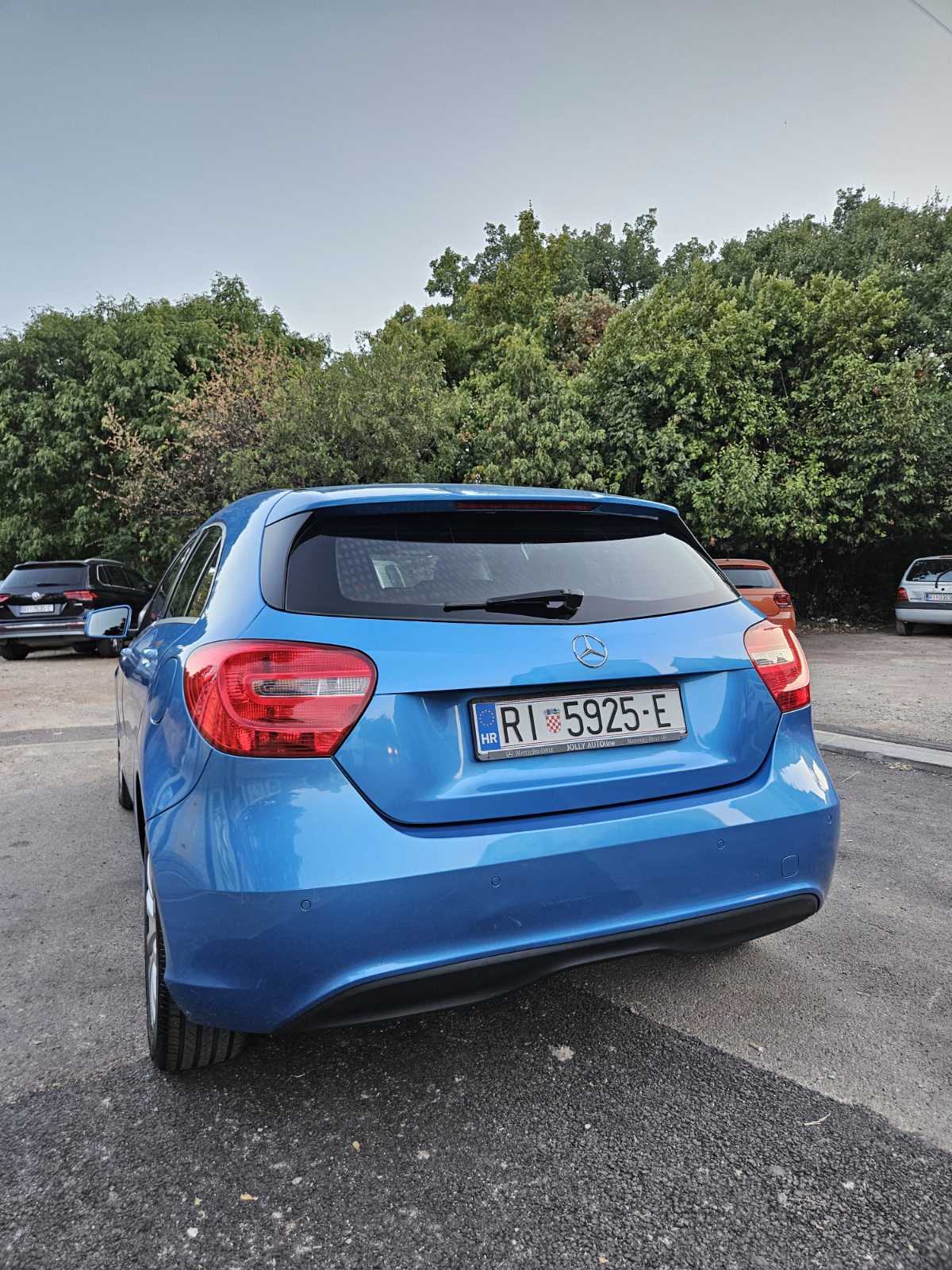Mercedes-Benz A-klasa 180 CDI Style automatik 2015. ovlašteni servis, fotografija 5